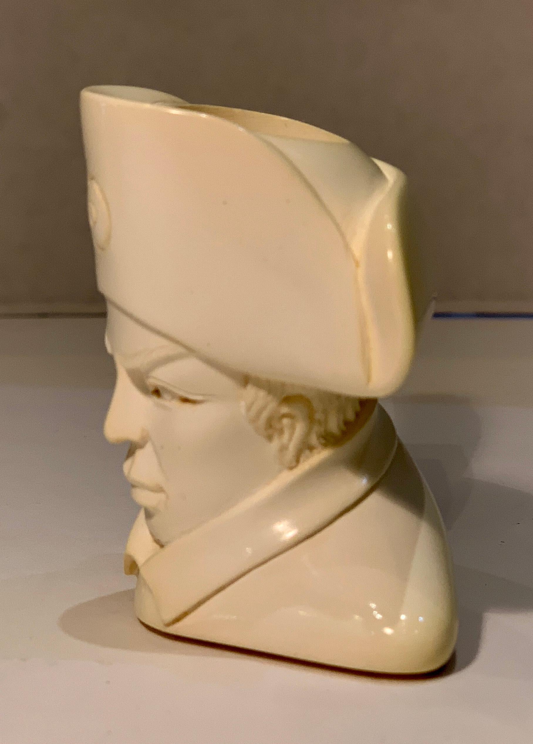 Turc  Ismet Bekler CAO Napoleon Meerschaum Pipe sculptée à la main Édition limitée en vente