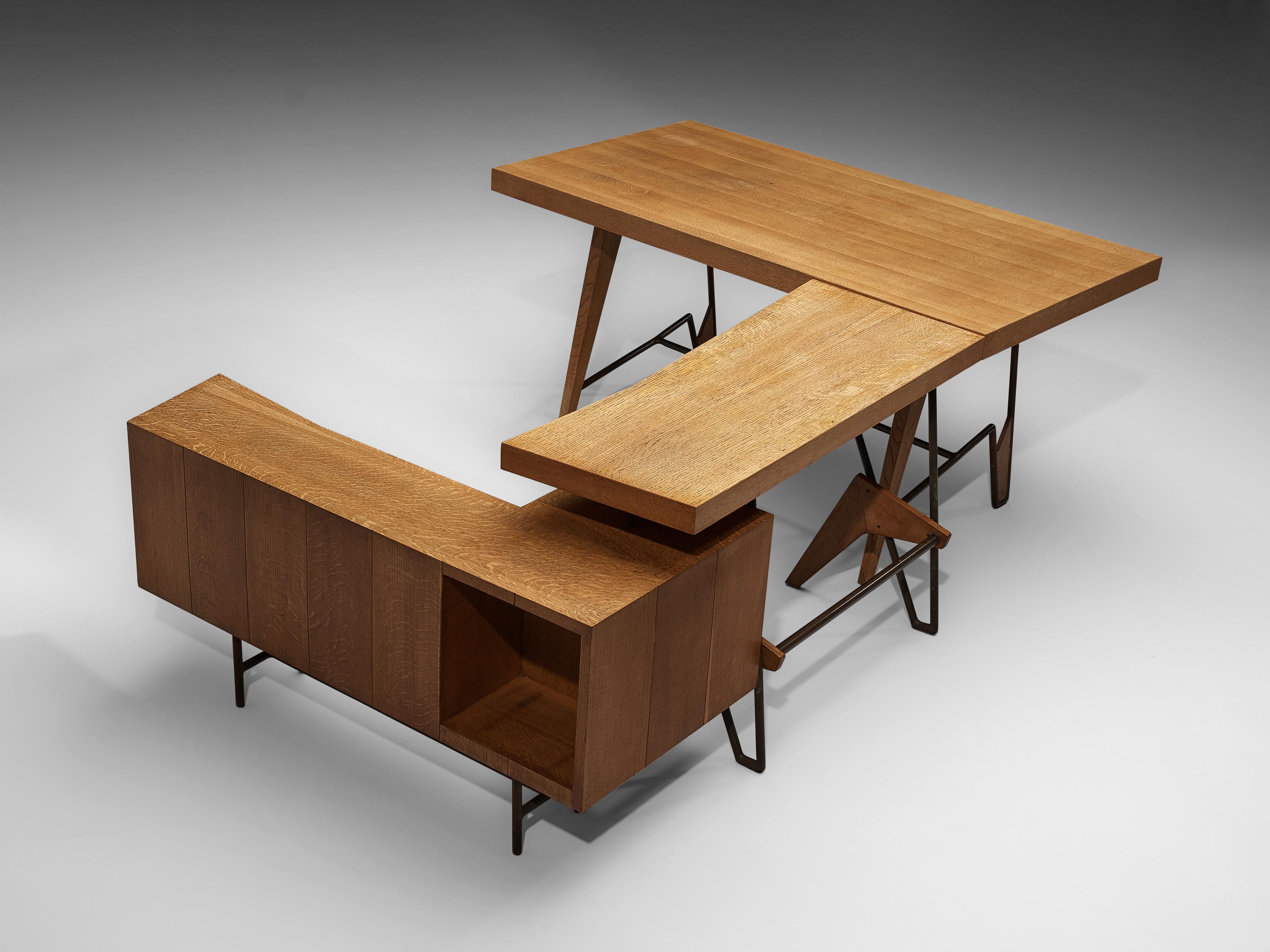 Mid-20th Century Unique Italian Free-Standing Corner Desk in Oak For Sale