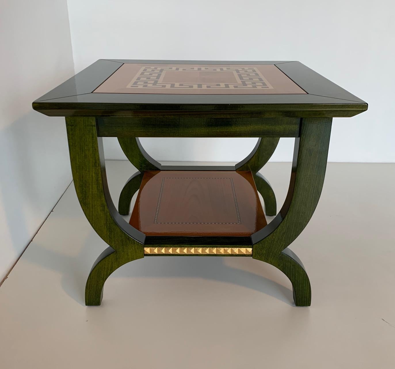 Feuille d'or Table basse italienne unique en aniline verte et érable en vente