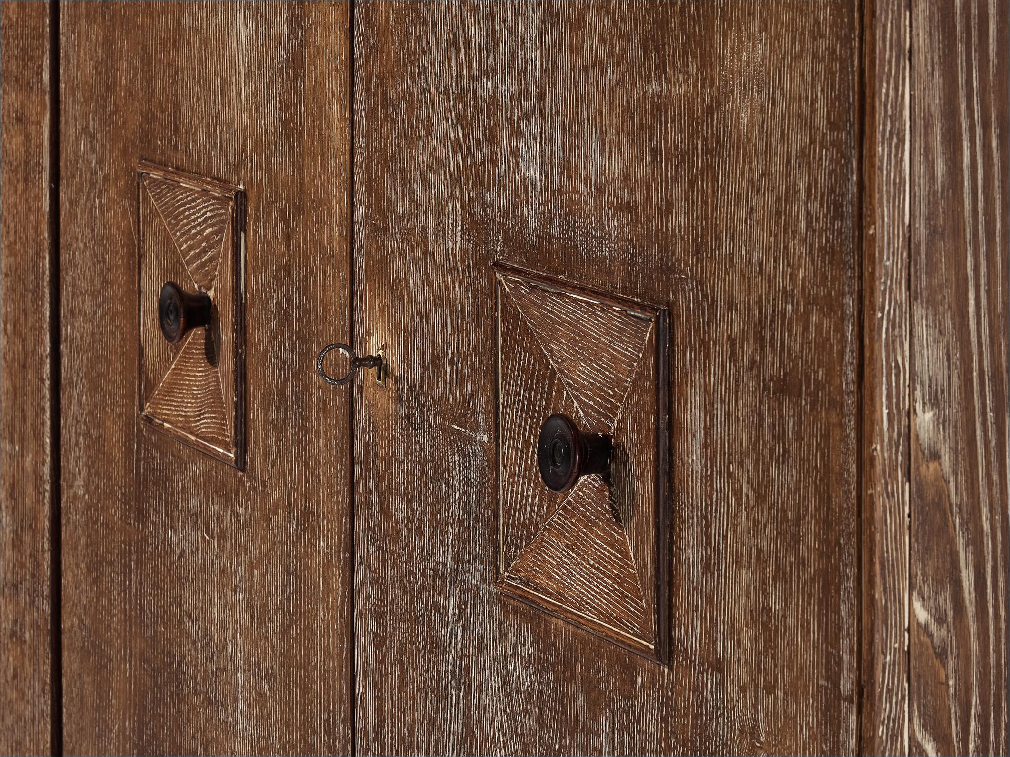 Unique Italian Highboard in Cerused Chestnut 8
