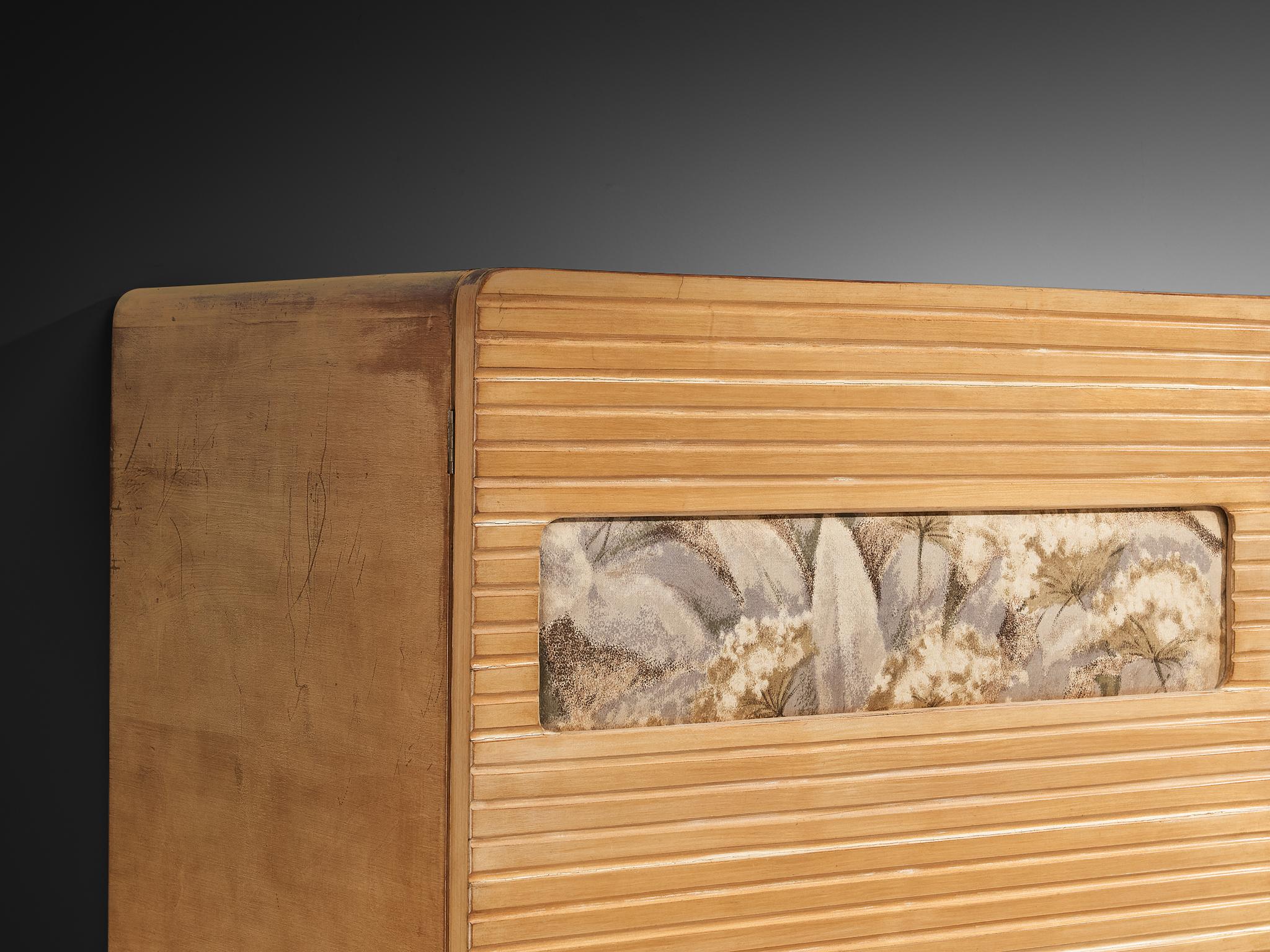 Unique Italian Large Wall Unit with Writing Desk in Maple and Birch For Sale 9