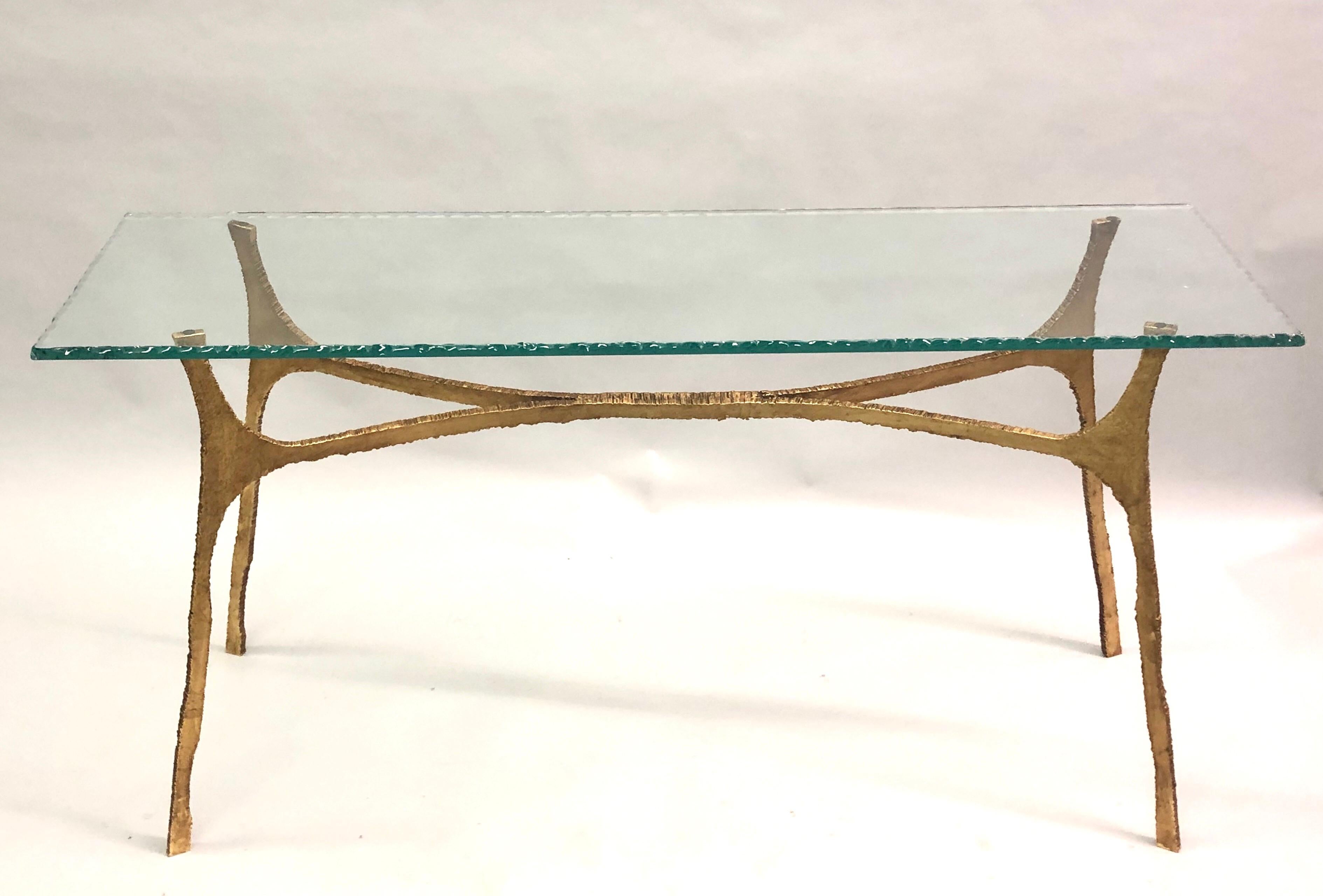Sculpté Console / table de canapé italienne unique en fer doré du milieu du siècle dernier par Giovanni Banci en vente