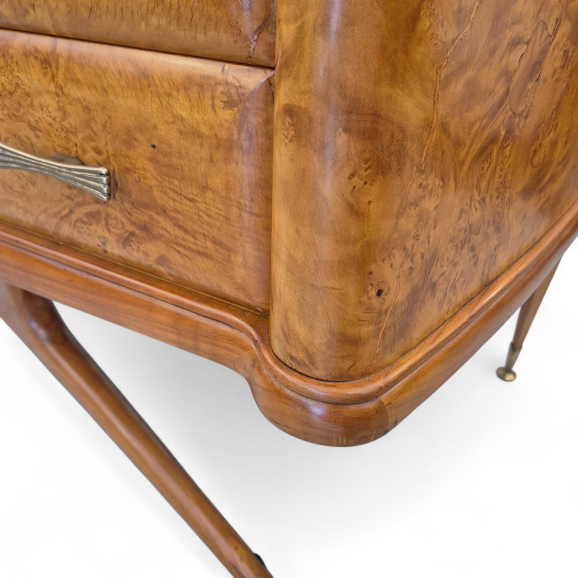 Credenza in radica di olmo di Vittorio Dassi, unica nel suo genere, moderna e di metà secolo. In condizioni buone in vendita a NICE, FR
