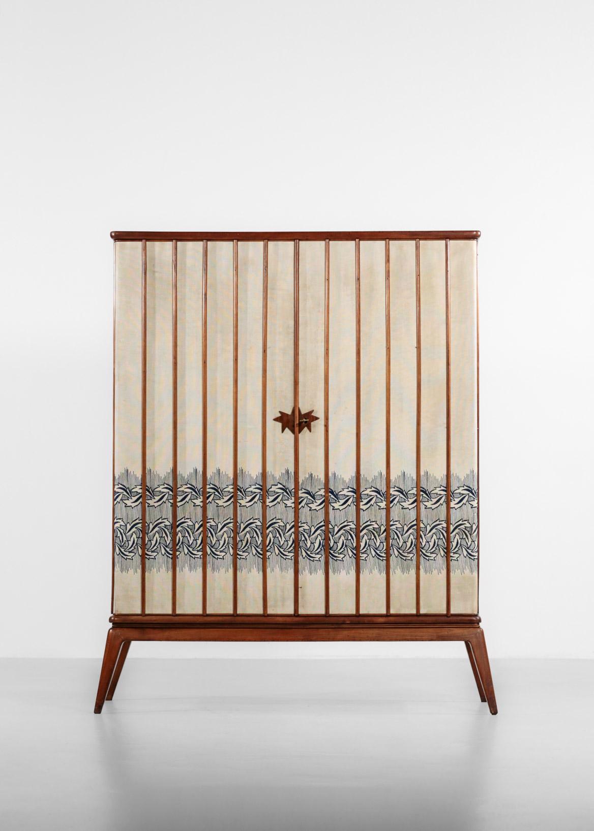 Unique Italian Wardrobes and Armoires Attributed to Gio Ponti Embroidered Fabric 11
