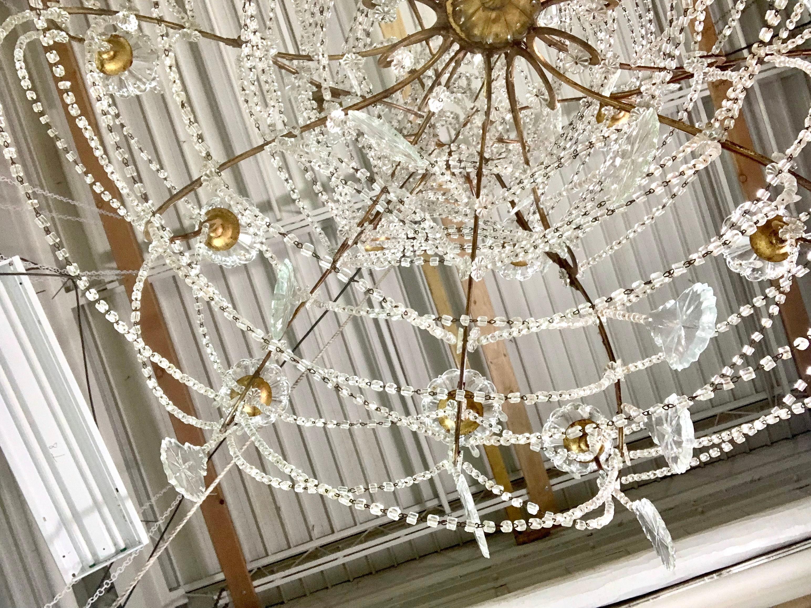 Unique Italian Wood Gilded Iron Beaded Crystal Chandelier w/ 18 Lights For Sale 2