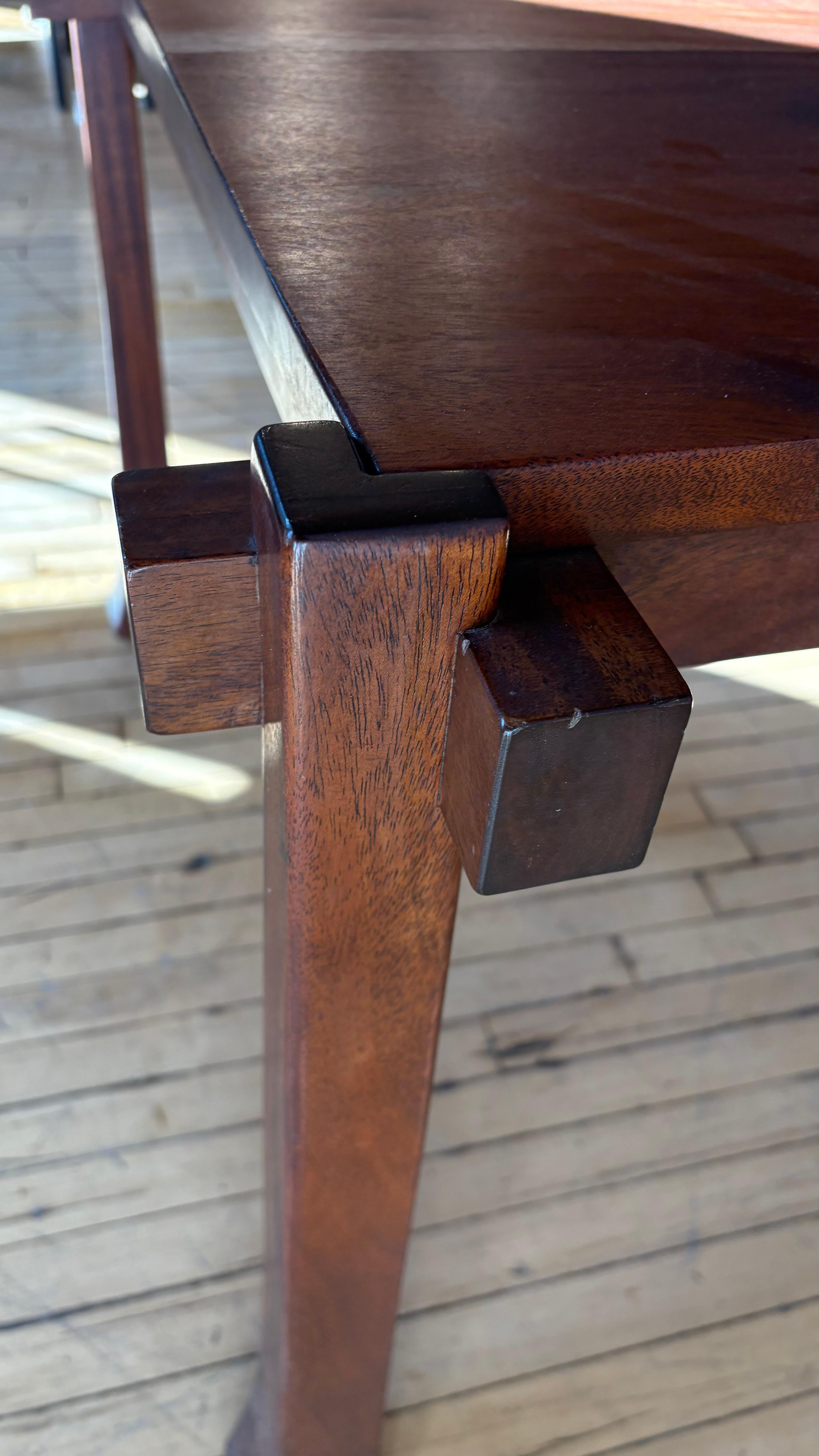 XXIe siècle et contemporain Unique Japanese Style Walnut Table en vente