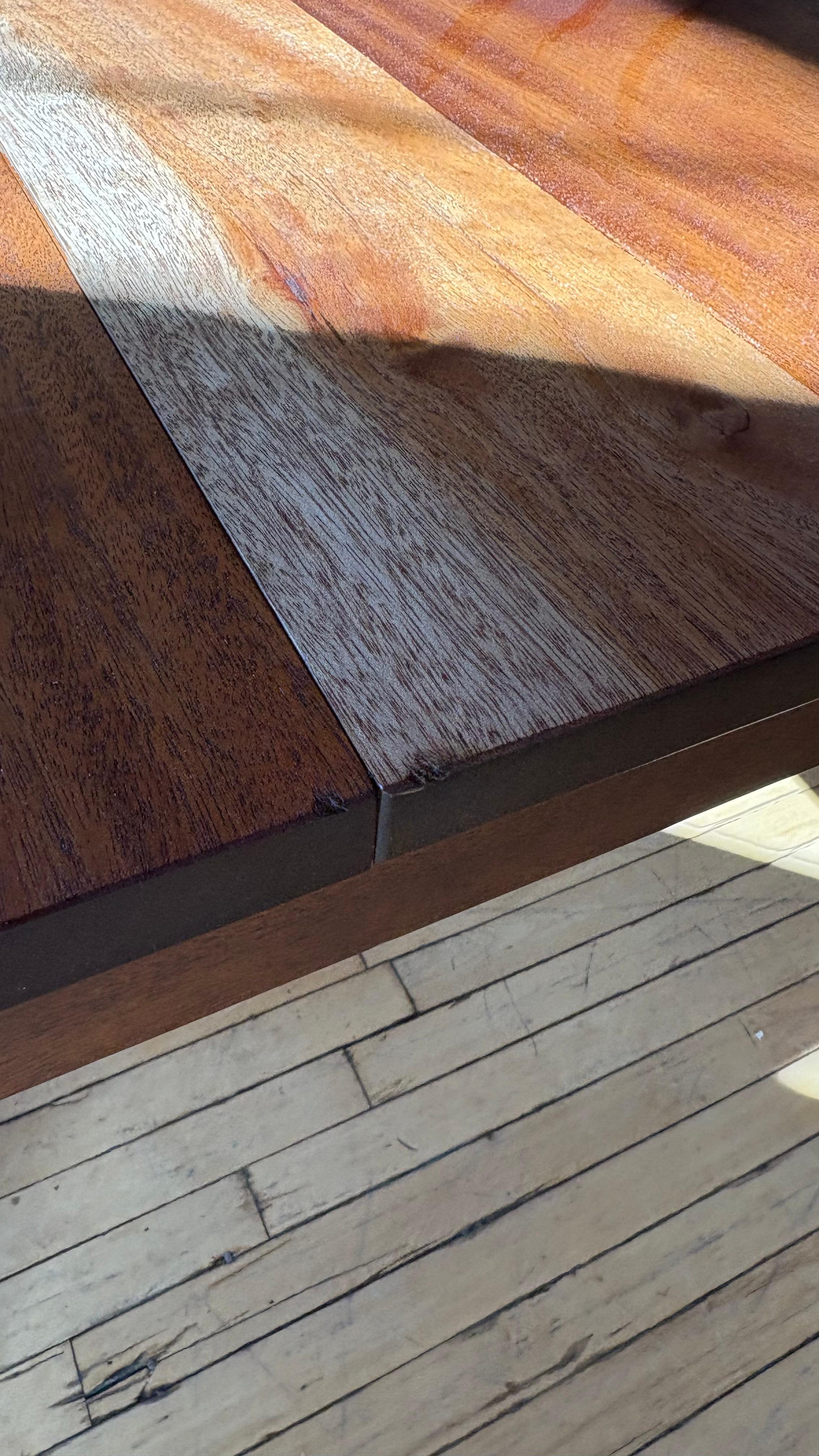 Noyer Unique Japanese Style Walnut Table en vente