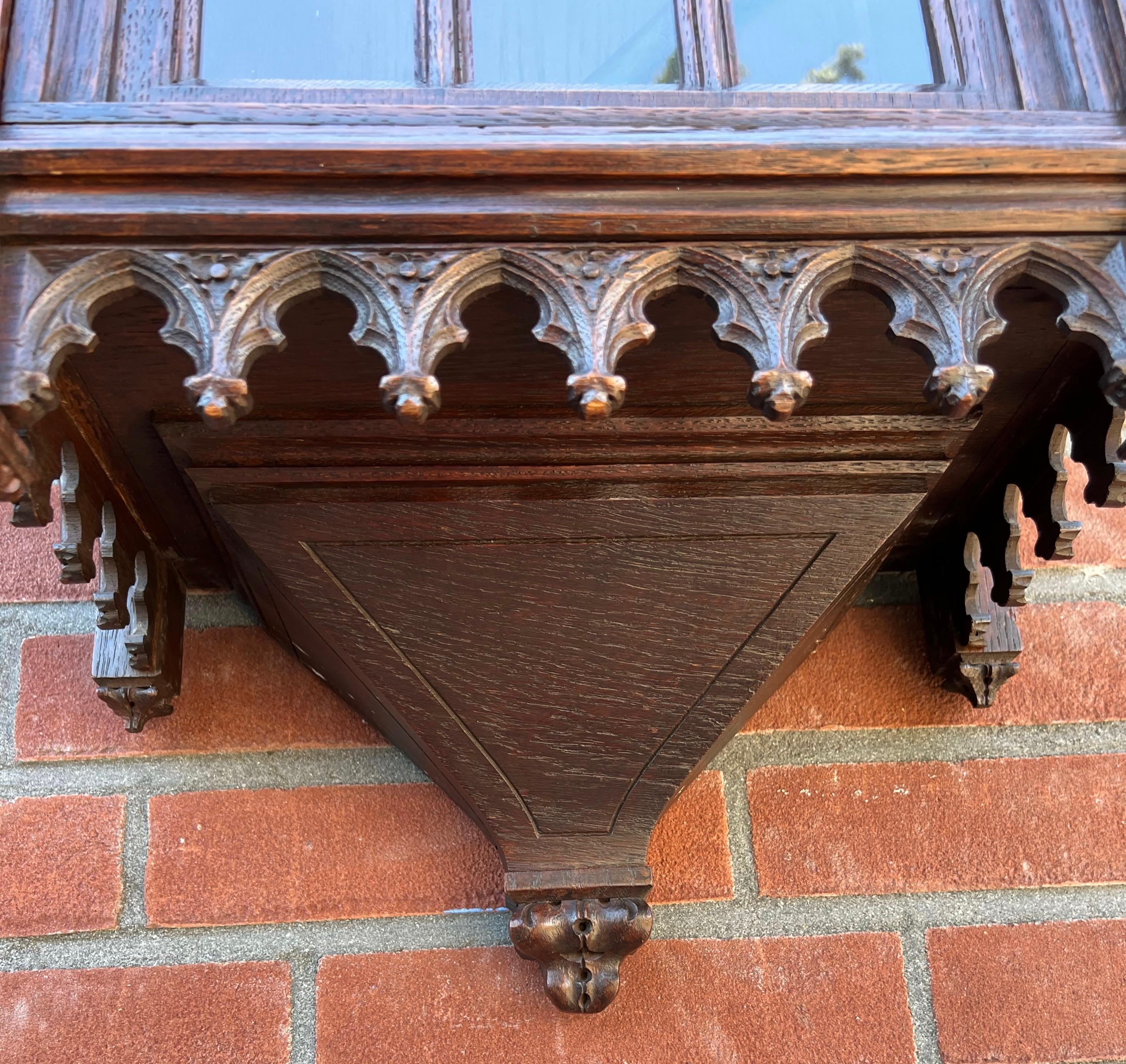 Unique, Large and Hand Carved Gothic Revival Carillon Sound Wall Clock, ca 1900 For Sale 4