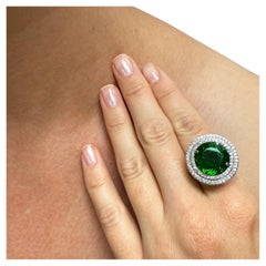 Anillo único grande y raro de diópsido cromado verde con diamantes engastados