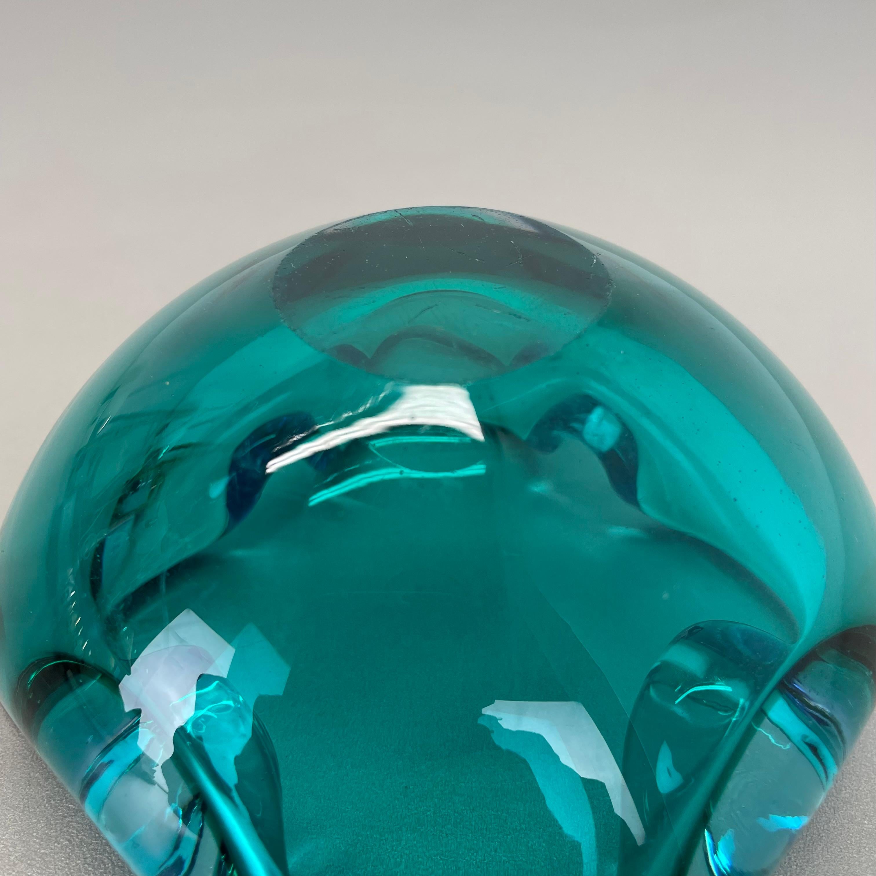 unico Grande ciotola in vetro di Murano blu multicolore Elemento Conchiglia Italia, 1970 in vendita 9