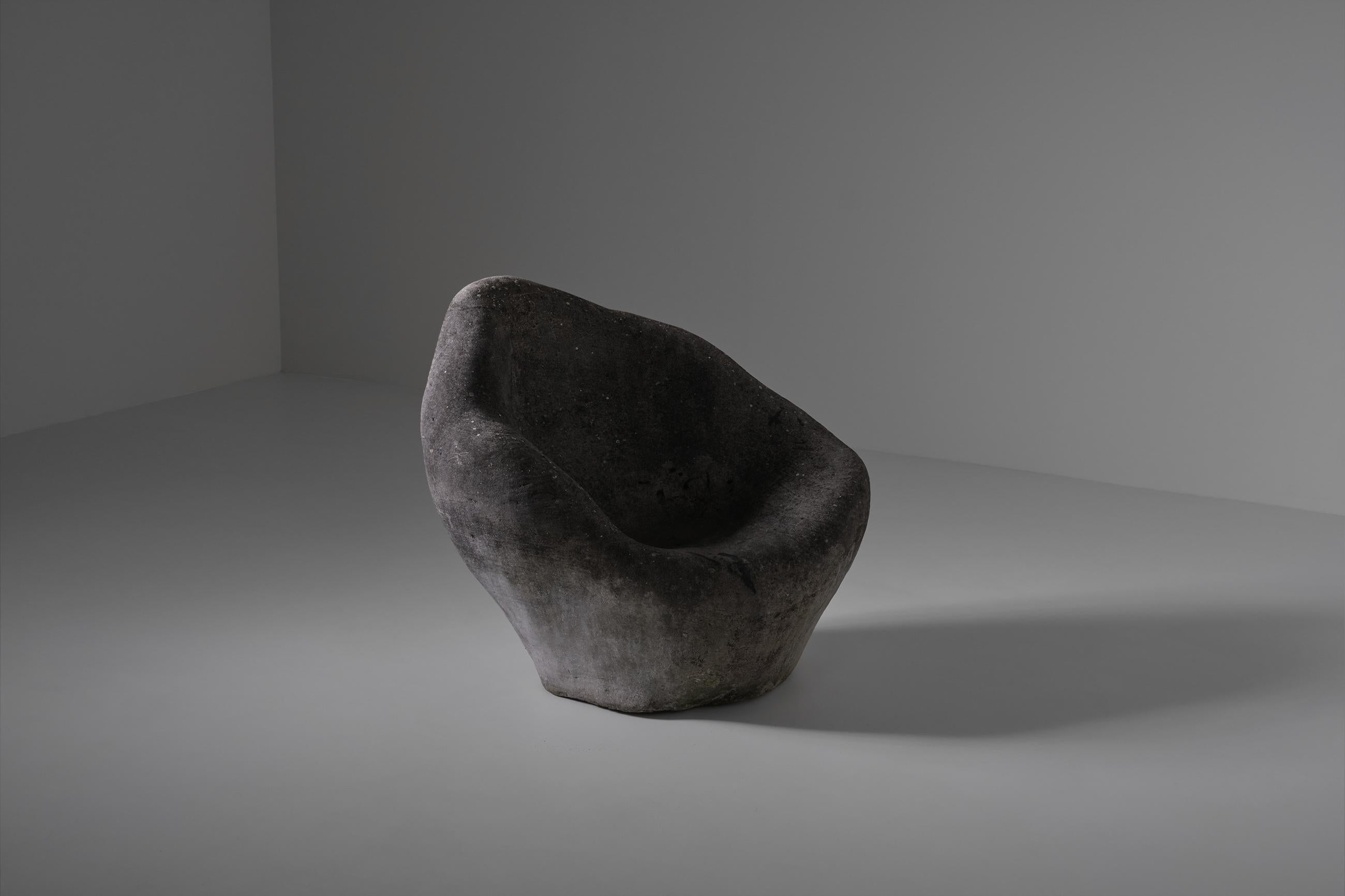 Unique Large ‘Concrete’ Sculptural Garden Chair, 1970s 3