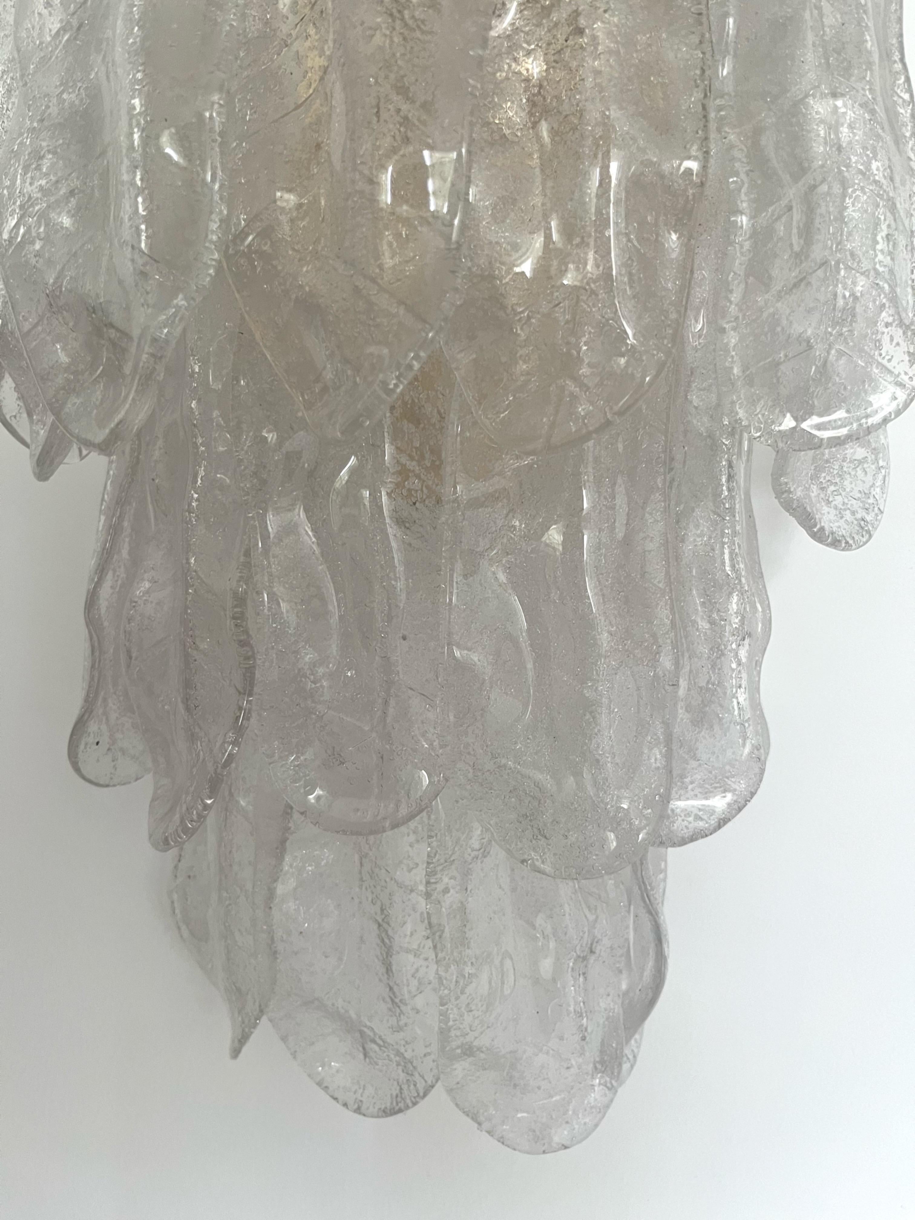 Grande paire d'appliques murales italiennes mi-siècle unique de Murano par Mazzega, 1970 en vente 2