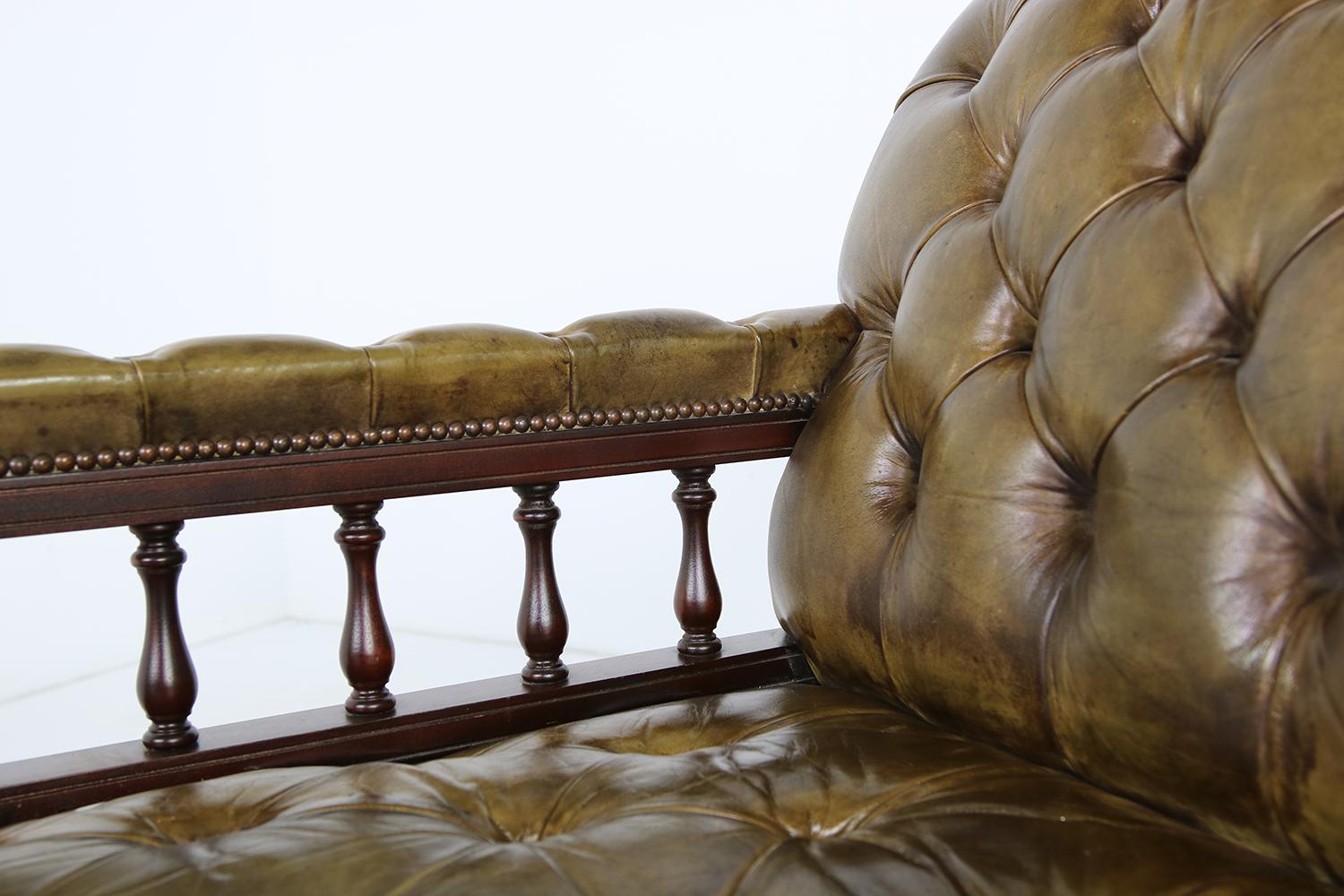 Unique Large Midcentury Daybed, Chesterfield Bed, Midcentury, Recamier, Sofa For Sale 2