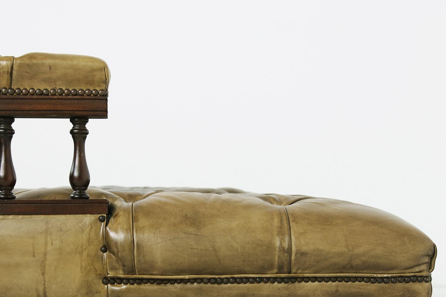 Unique Large Midcentury Daybed, Chesterfield Bed, Midcentury, Recamier, Sofa For Sale 5