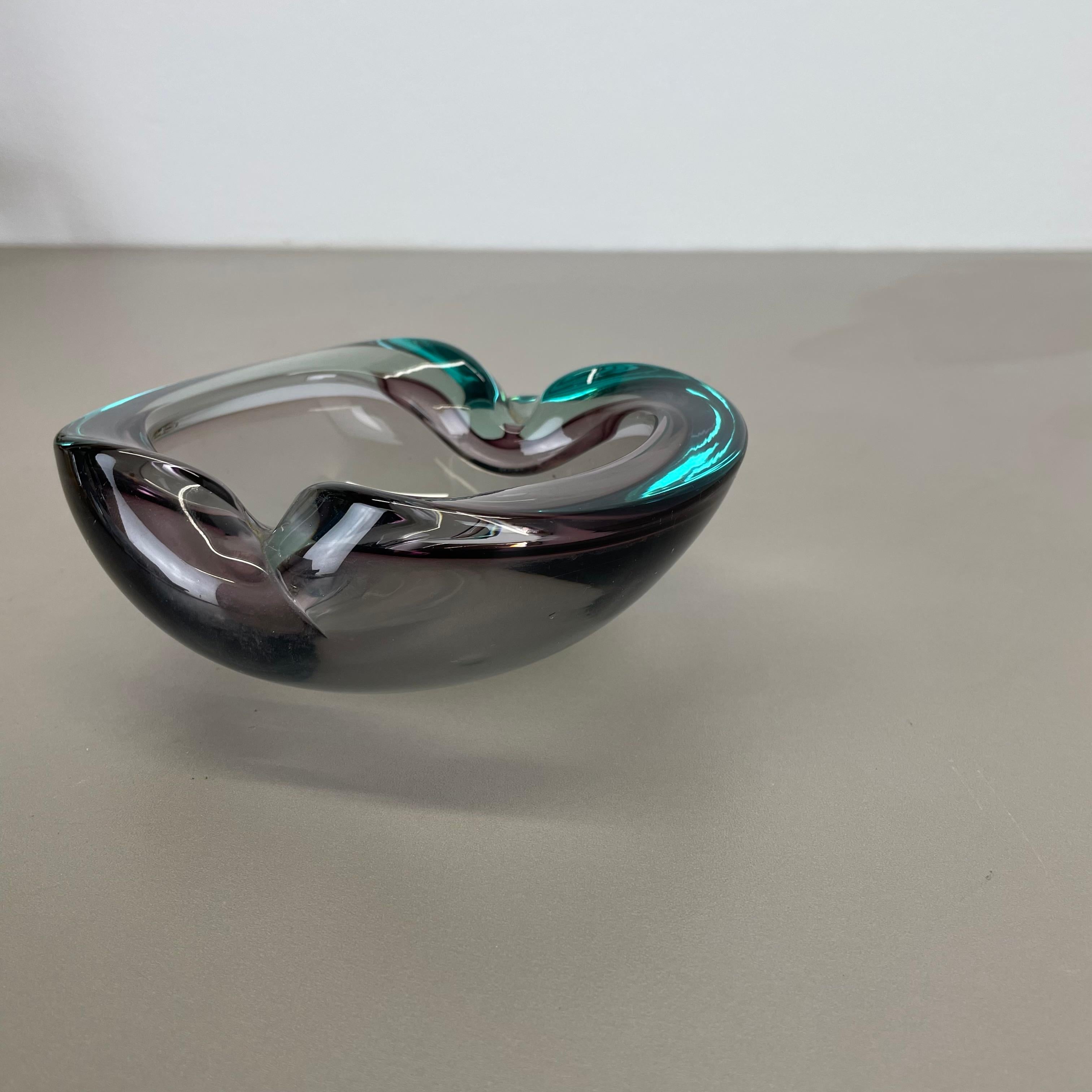 unique Large Murano Glass multicolor Bowl Element Shell Italy, 1970 For Sale 6