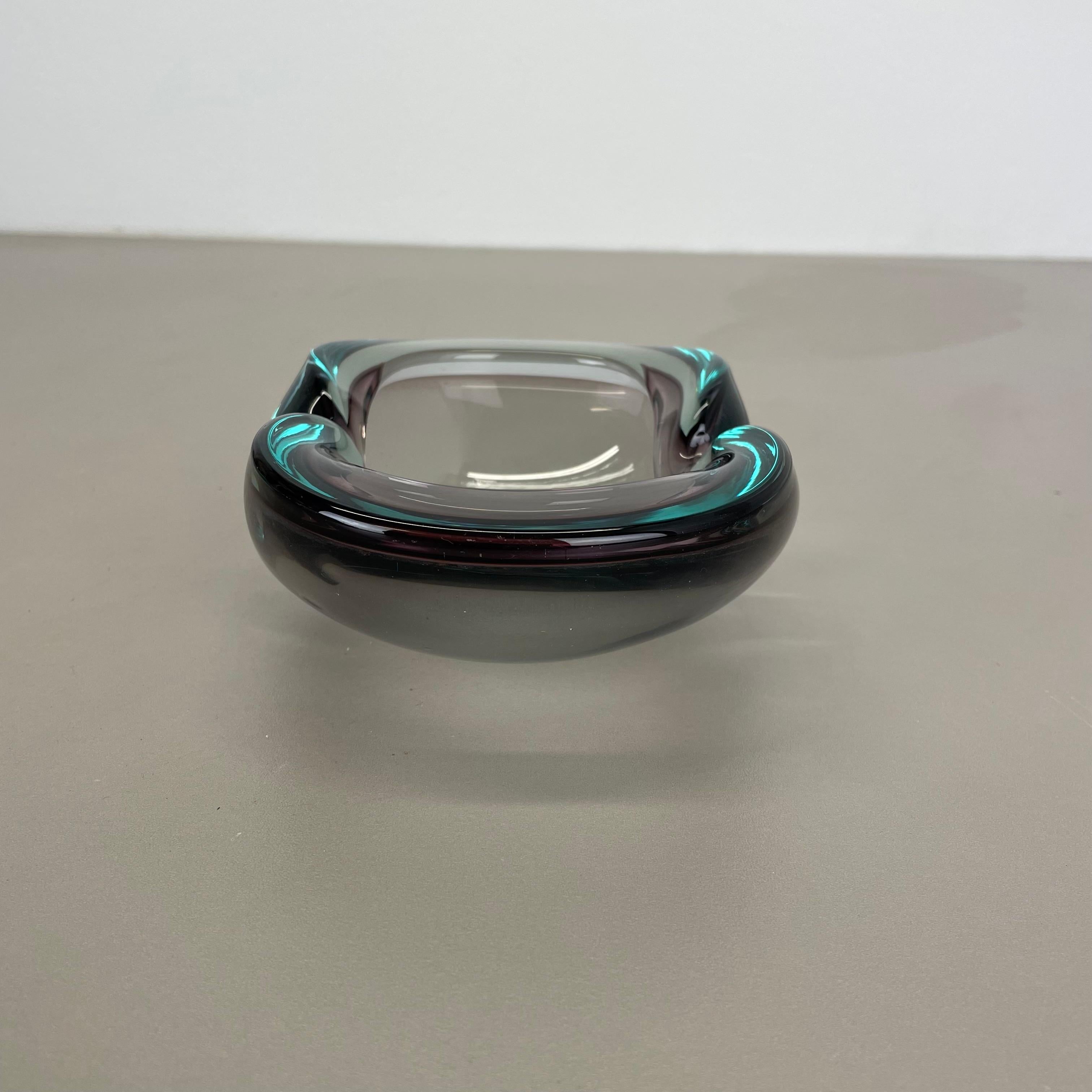 unique Large Murano Glass multicolor Bowl Element Shell Italy, 1970 For Sale 9