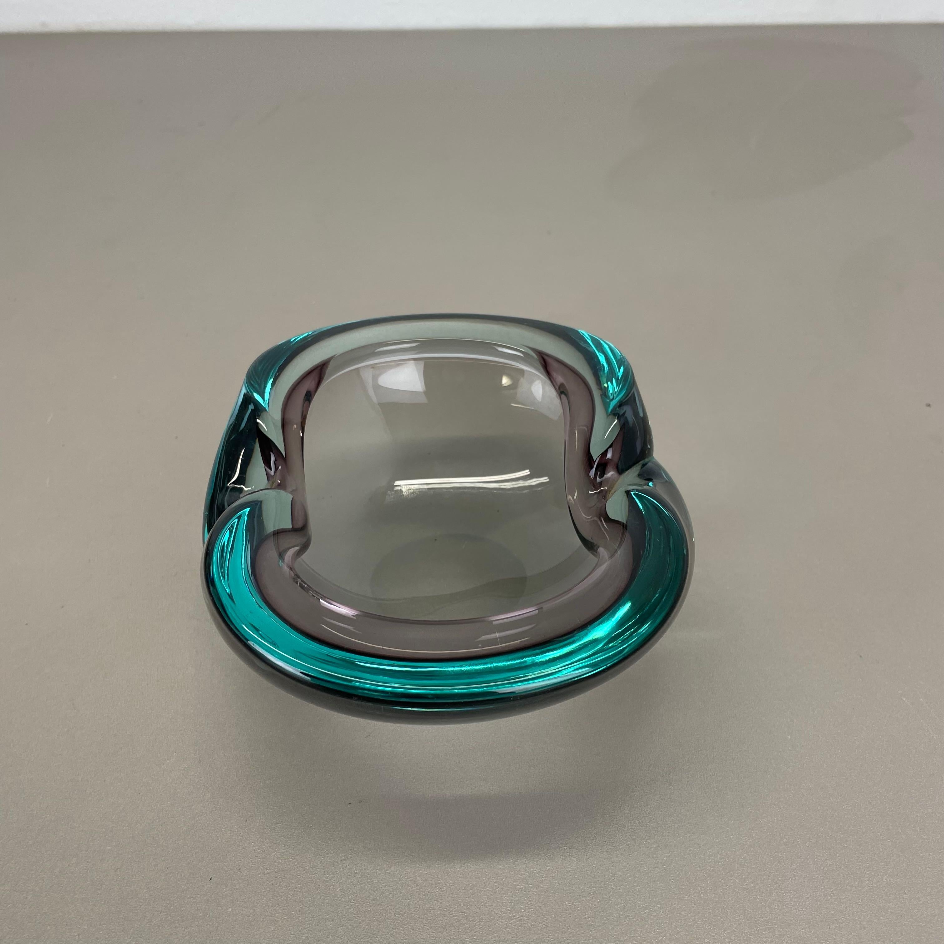 unique Large Murano Glass multicolor Bowl Element Shell Italy, 1970 For Sale 10