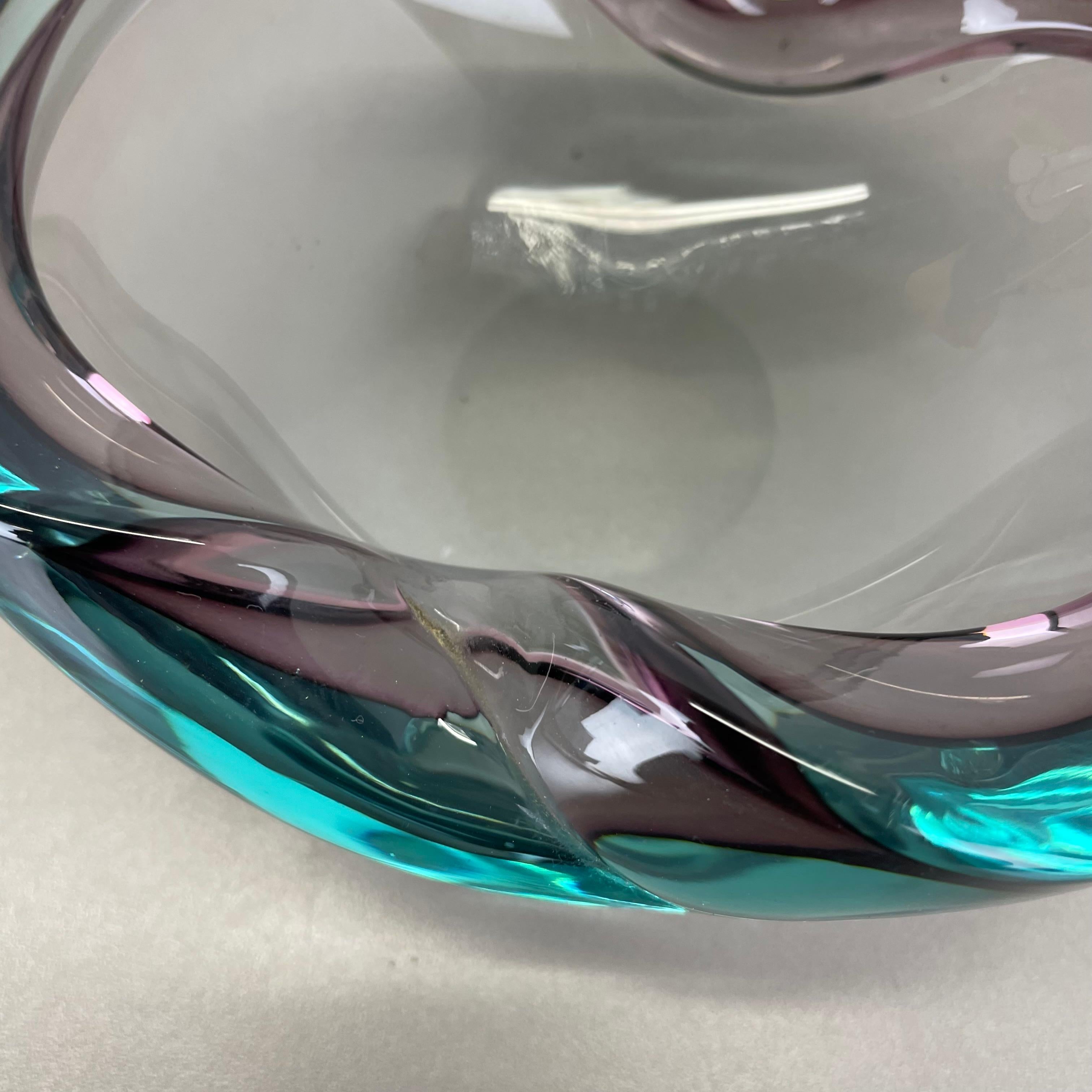 unique Large Murano Glass multicolor Bowl Element Shell Italy, 1970 For Sale 2