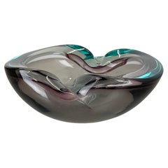 unico Grande Ciotola in vetro di Murano multicolore Elemento Conchiglia Italia, 1970