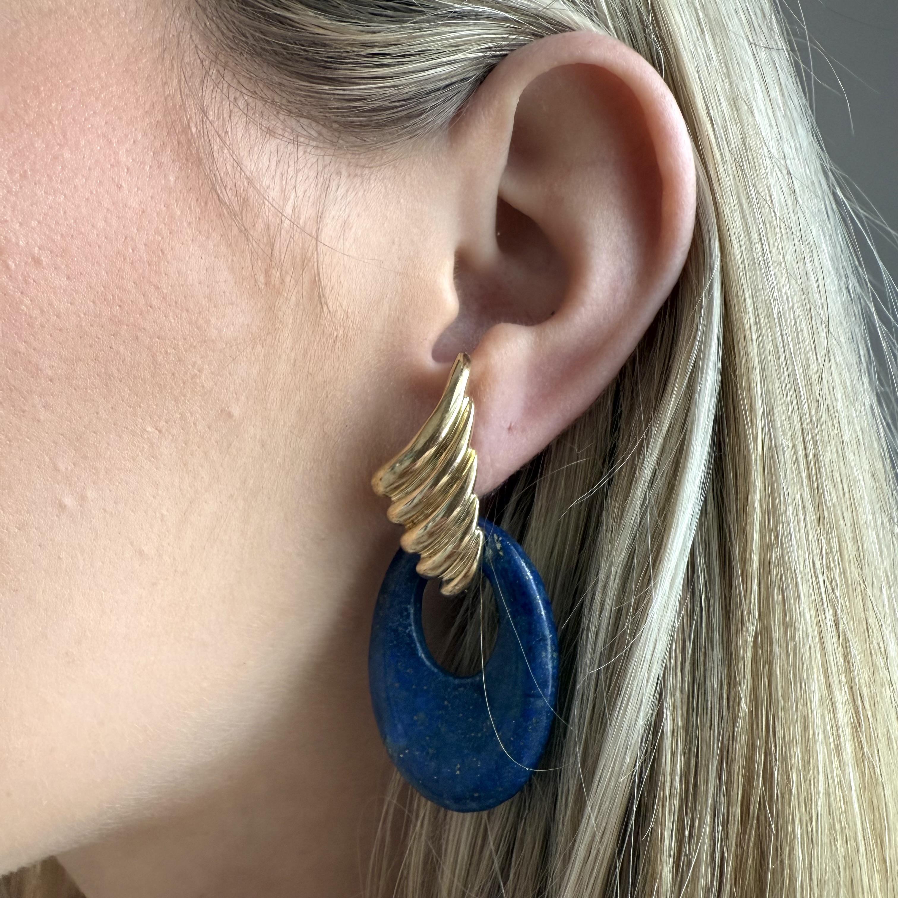 Rétro Grandes boucles d'oreilles uniques en Lapis, or jaune 14K en vente