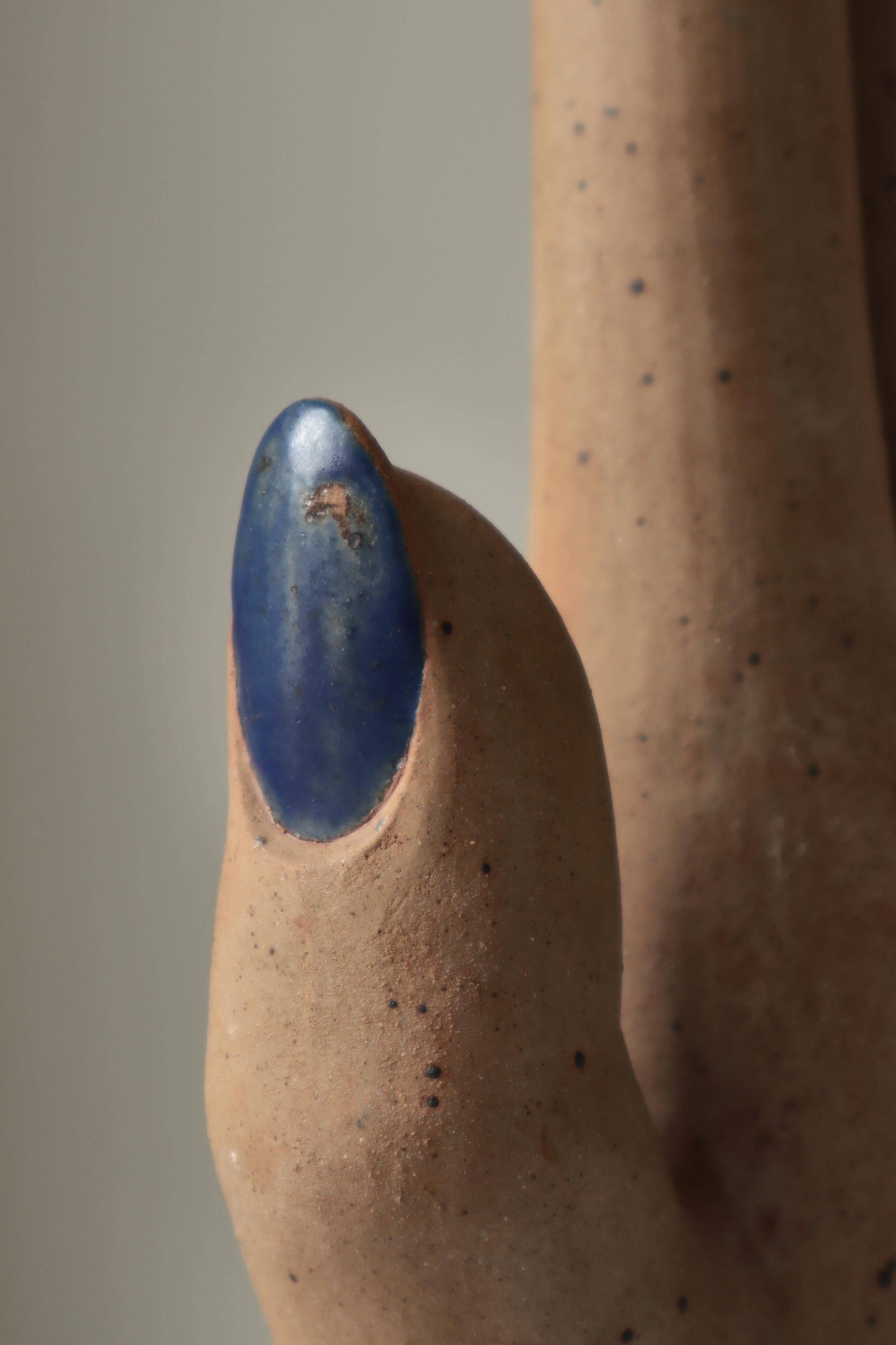 Grande sculpture unique en grès Main de femme par Finn Lynggaard, Danemark, années 1970 en vente 2