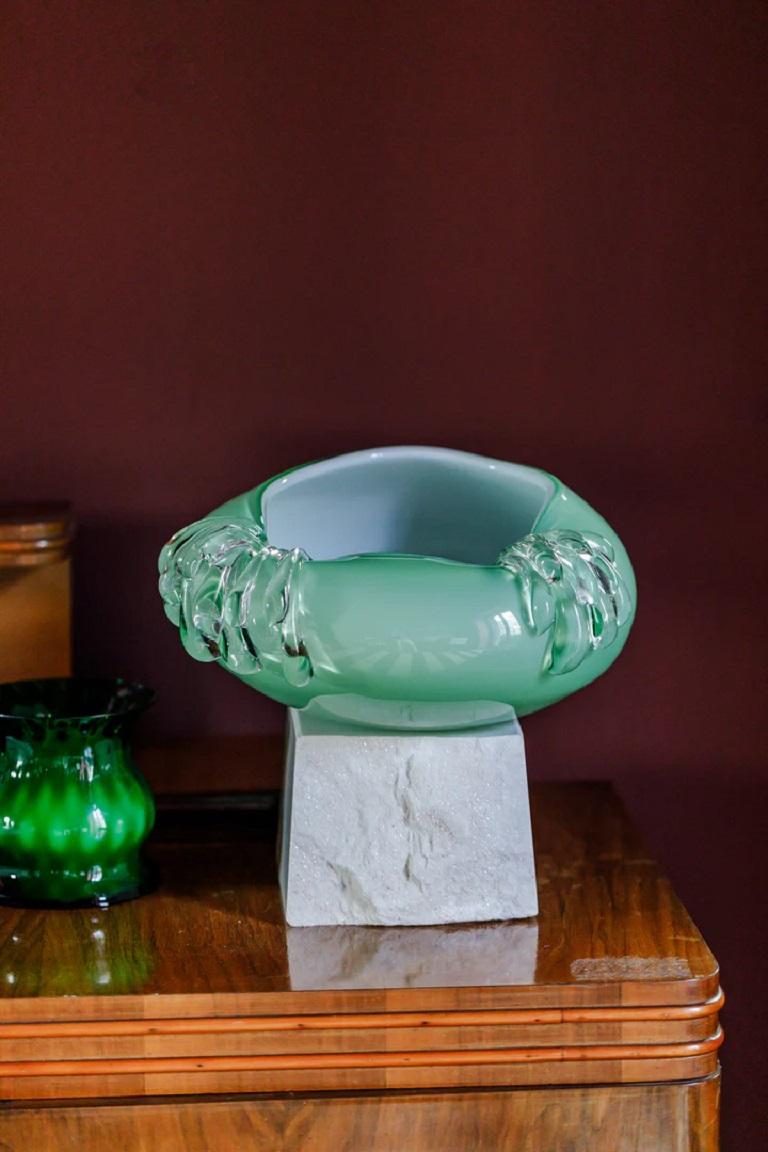 Unique Large Stravedamento Mouth Blown Murano Glass Centerpiece by Aina Kari Posmoderno en venta