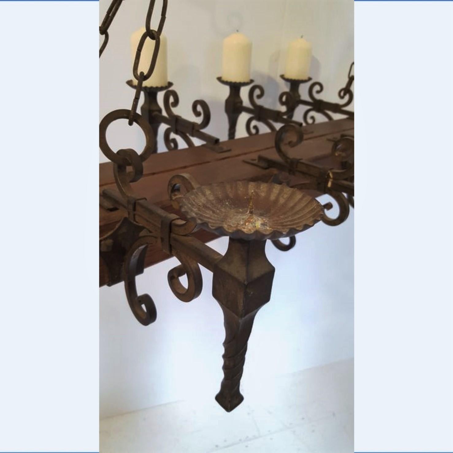 Spanish Handcrafted Forged Wrought Iron Oak Castle Chandelier, Mid-19th Century  For Sale 7