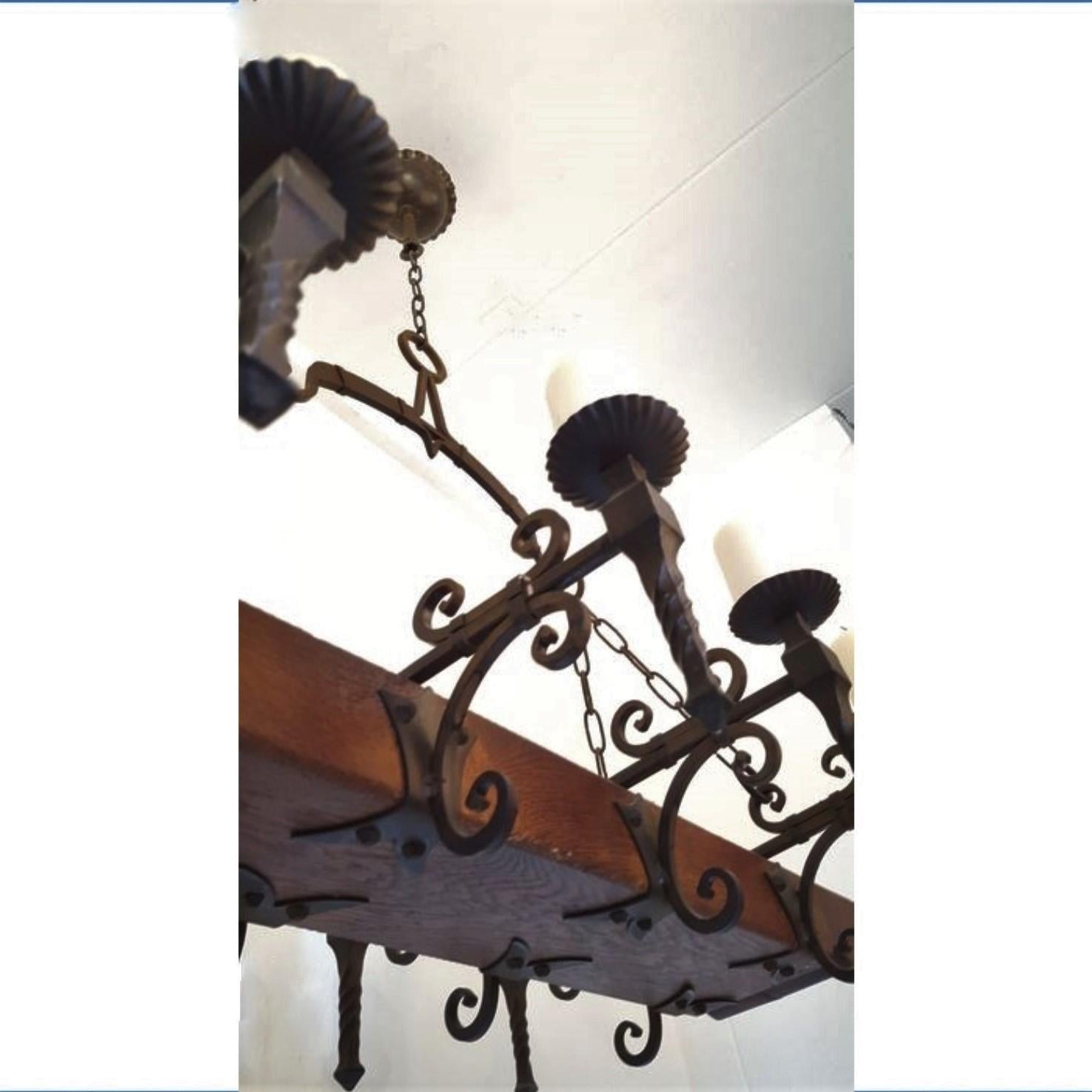 Spanish Handcrafted Forged Wrought Iron Oak Castle Chandelier, Mid-19th Century  For Sale 8
