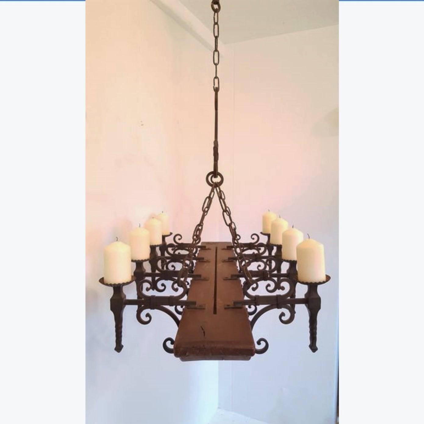 Spanish Handcrafted Forged Wrought Iron Oak Castle Chandelier, Mid-19th Century  For Sale 2