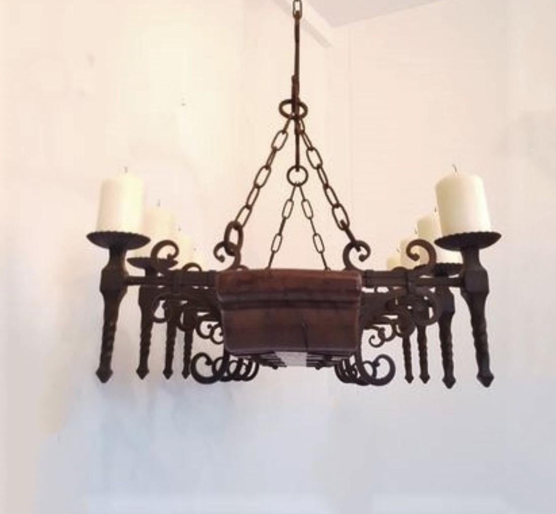 Spanish Handcrafted Forged Wrought Iron Oak Castle Chandelier, Mid-19th Century  For Sale 3