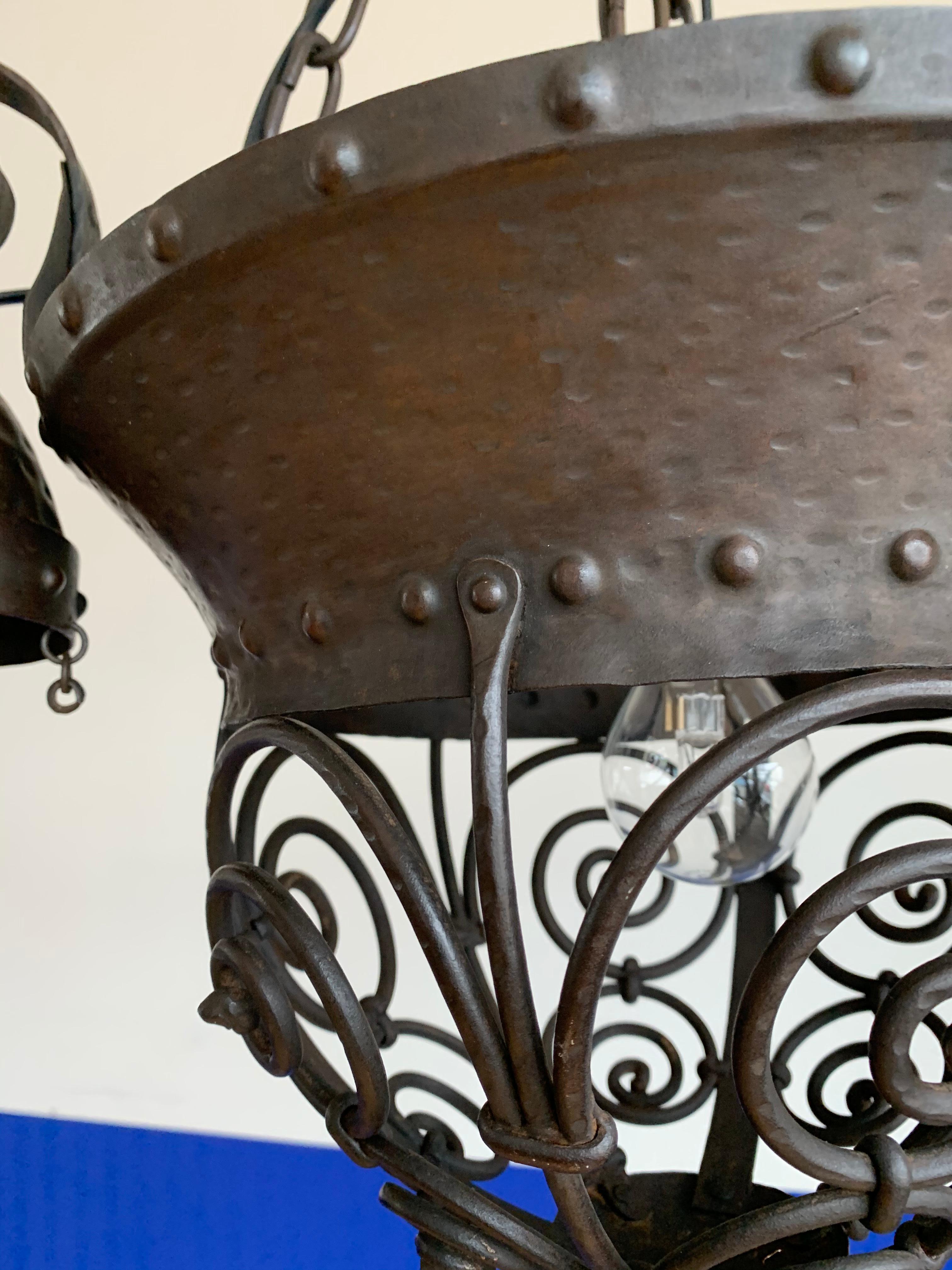 Unique Arts and Crafts Crafted Wrought Iron Chandelier / 4 Light Pendant, 1890s In Good Condition For Sale In Lisse, NL