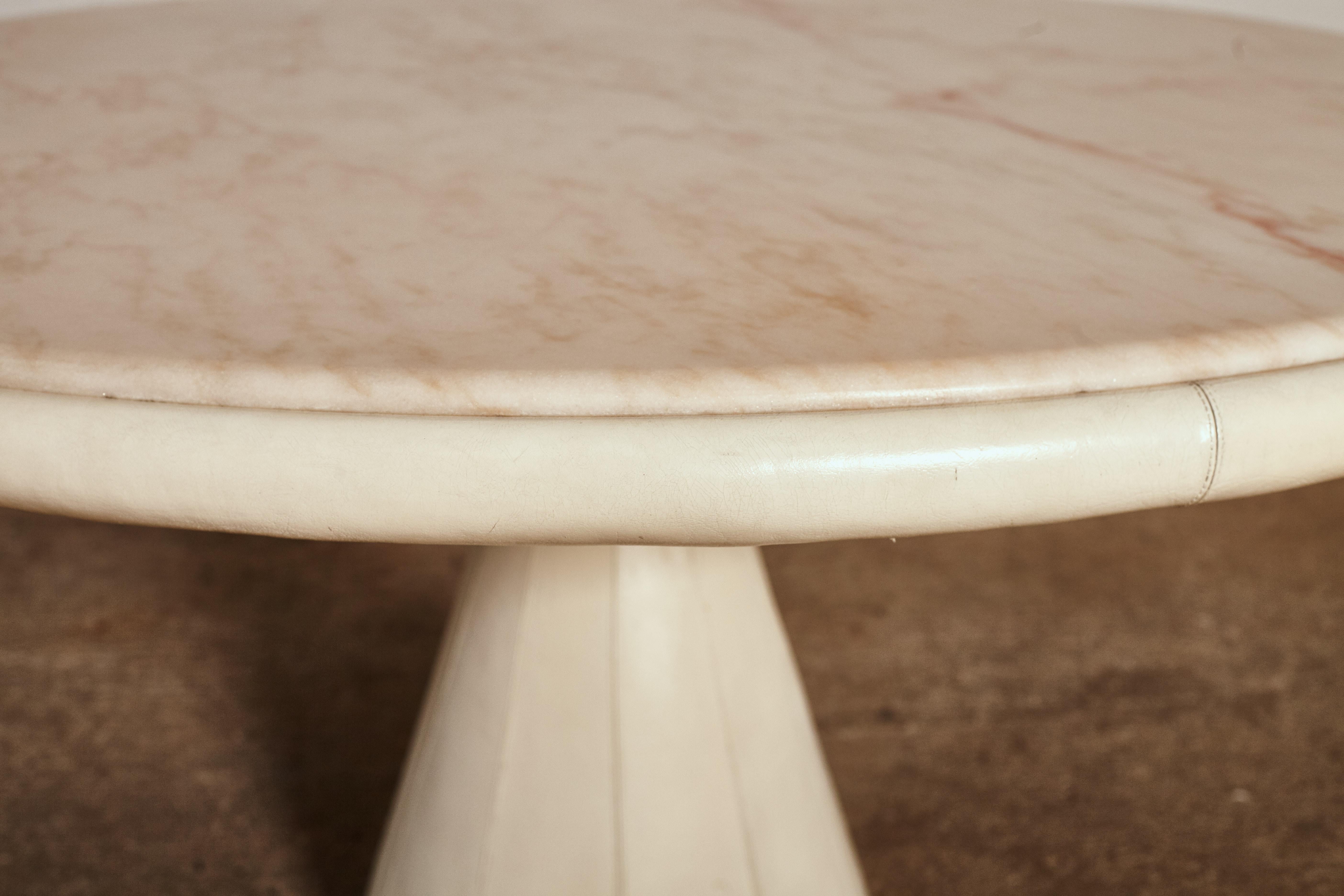 Late 20th Century Unique Leather and Pink Marble Round Dining Table by Marzio Cecchi, Italy, 1970s