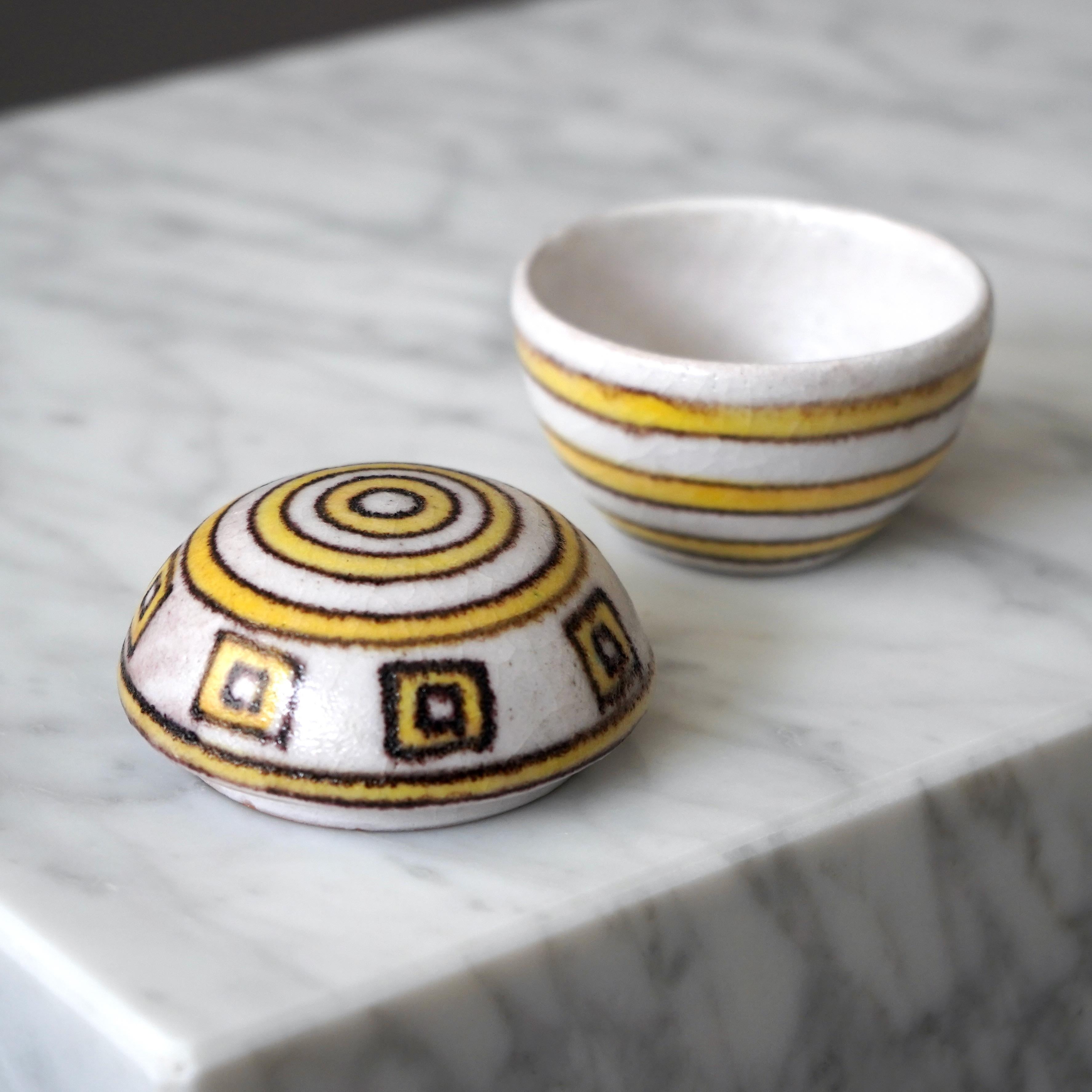 Mid-Century Modern Unique Lidded Ceramic Boxes by Guido Gambone. Florence, Italy, 1950s For Sale