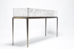 Console "JAYA" in bronzo con gambe e piano bianco opaco, in edizione limitata, firmata Reda Amalou Design