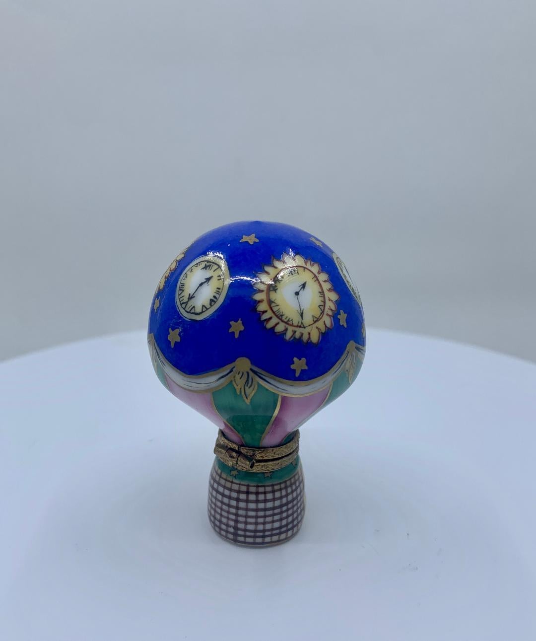 French Unique Limoges Rochard France Hand Painted Hot Air Balloon Porcelain Trinket Box