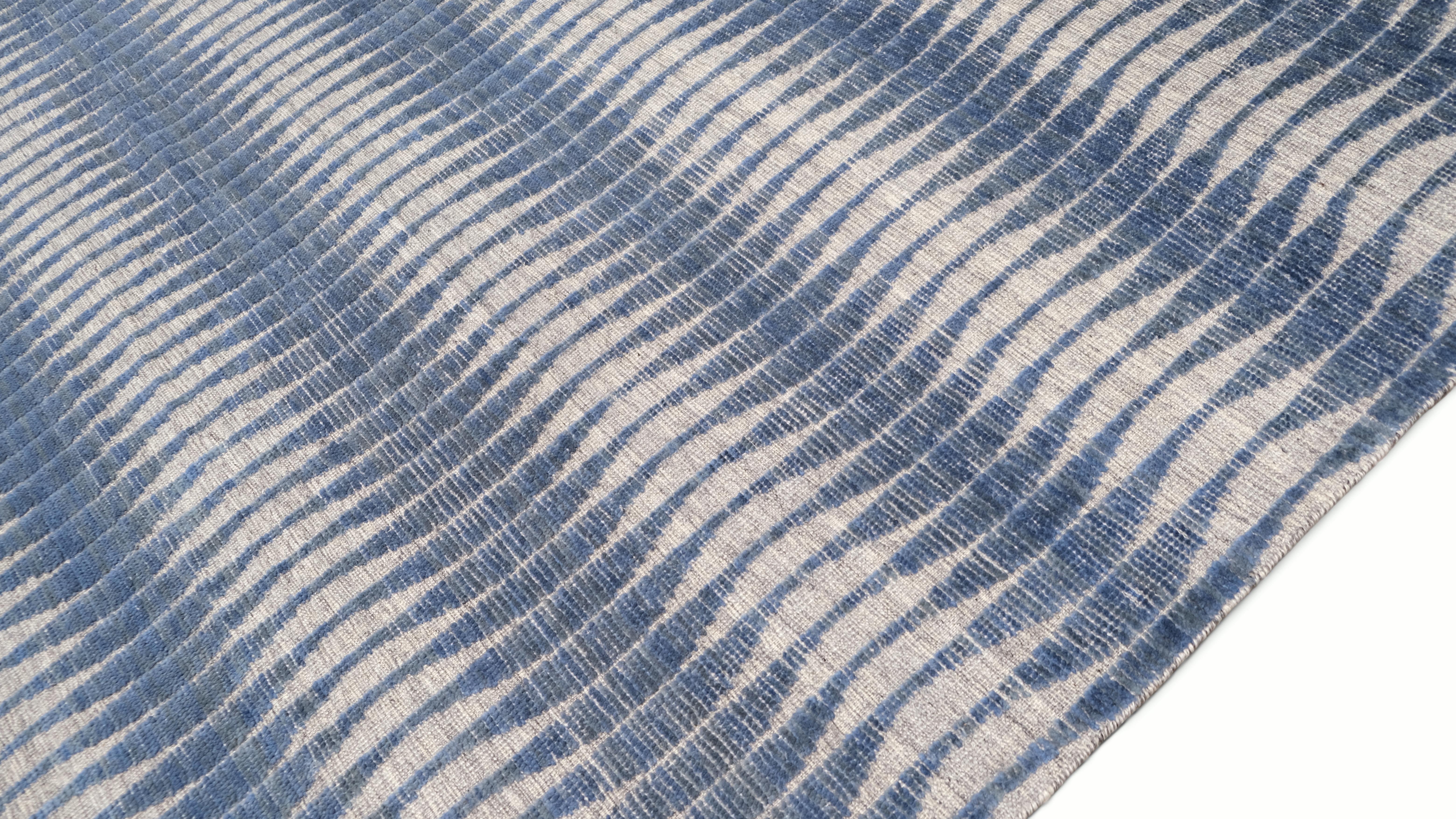 Organic Modern Unique Linear Wave Patterned Wool Rug 8'8''x11'5'' For Sale