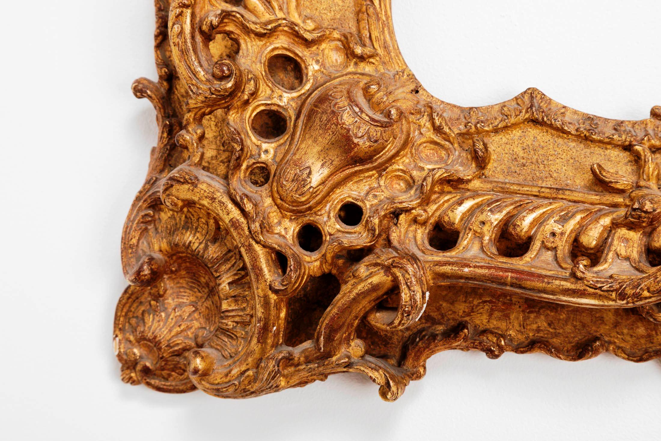 Unique Louis XV Period French Rococo Extraordinary Carved Giltwood Frame/Mirror In Good Condition For Sale In Saint-Ouen, FR
