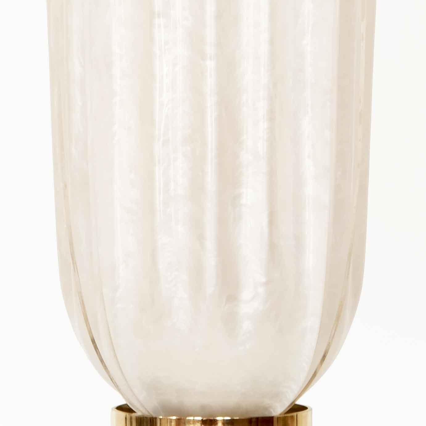 Maison Rougier - Lámpara de mesa Tulipán de resina acrílica y plexiglás, años 70 finales del siglo XX en venta