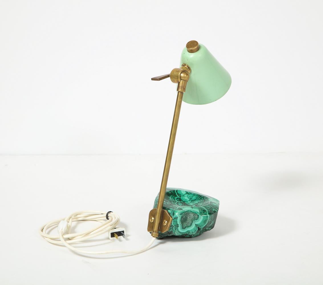 italien Lampe de bureau unique en malachite de Fedele Papagni en vente