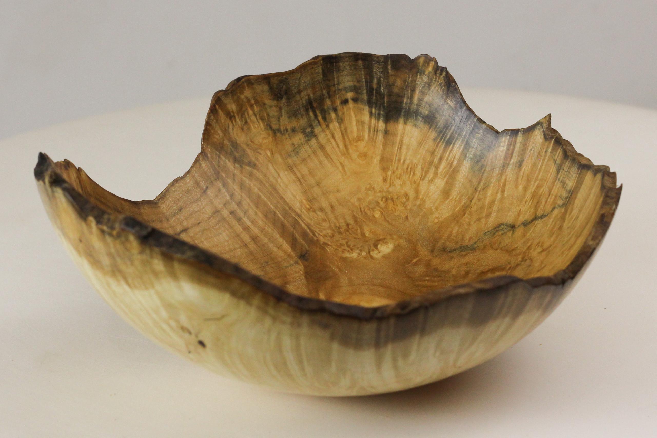 Unique Maple Burl Bowl by Vlad Droz In New Condition In Geneve, CH