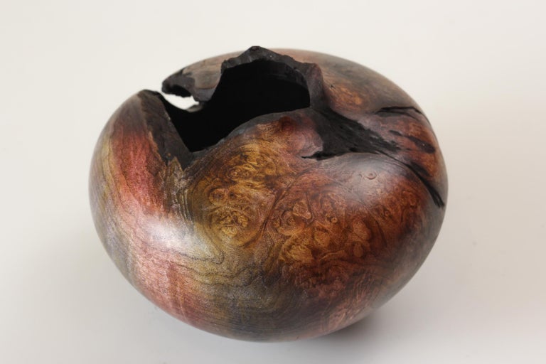 Unique Maple Vase by Vlad Droz In New Condition For Sale In Geneve, CH