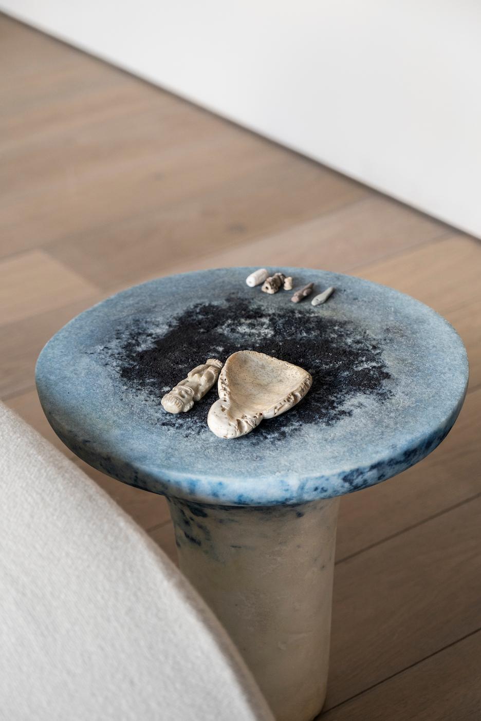 Table à sels unique par Roxane Lahidji en vente 4