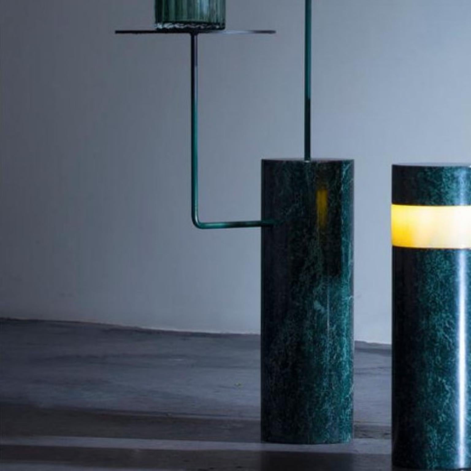 Moderne Table d'appoint unique Masnad de Borgi Bastormagi en vente
