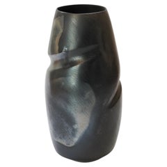 Vase sculptural unique Memorias Del Agua II en céramique par Soledad Christie