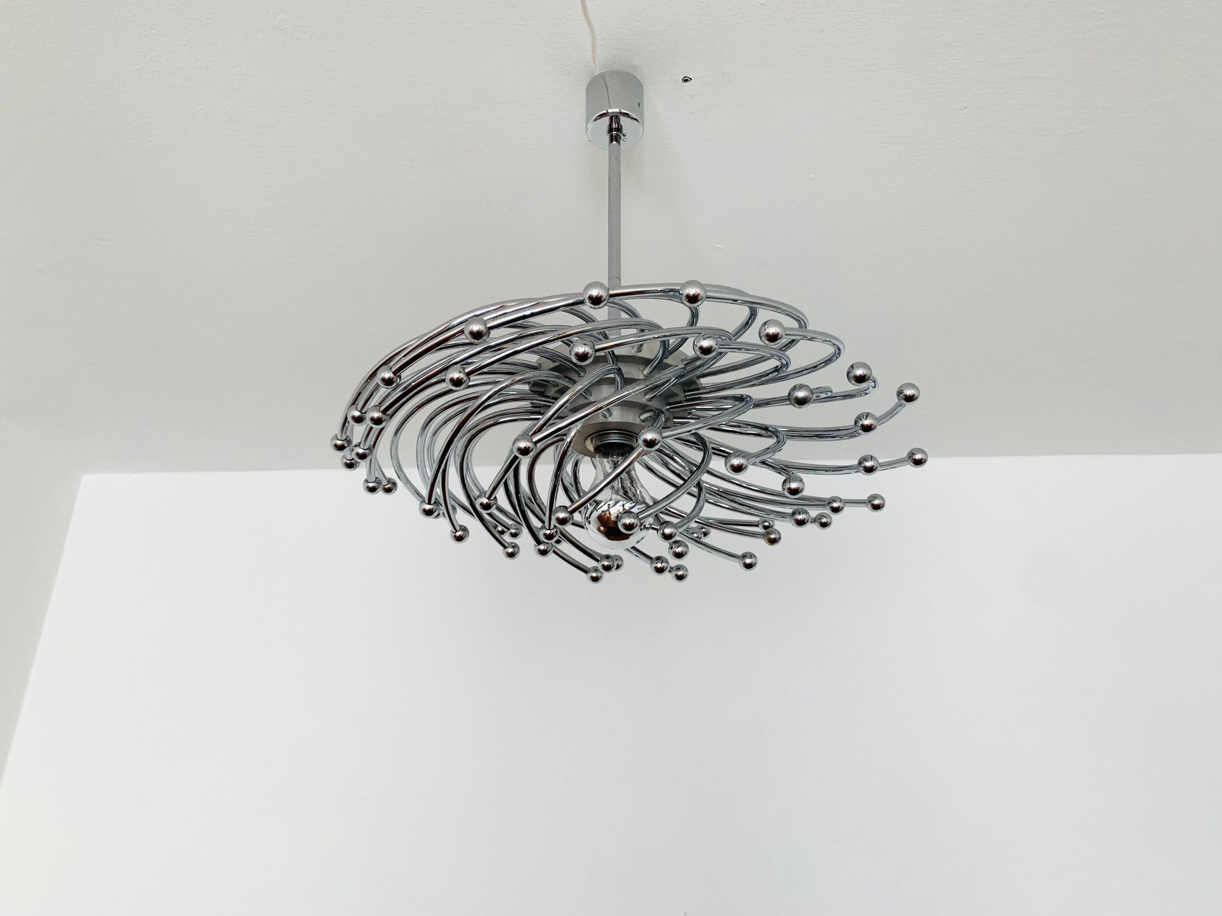Tedesco Lampadario unico in metallo in vendita