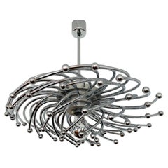 Einzigartiger Metallkronleuchter