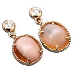 Pendientes Únicos Mexicanos de Ópalo de Fuego y Diamantes en Oro Amarillo de 18 K