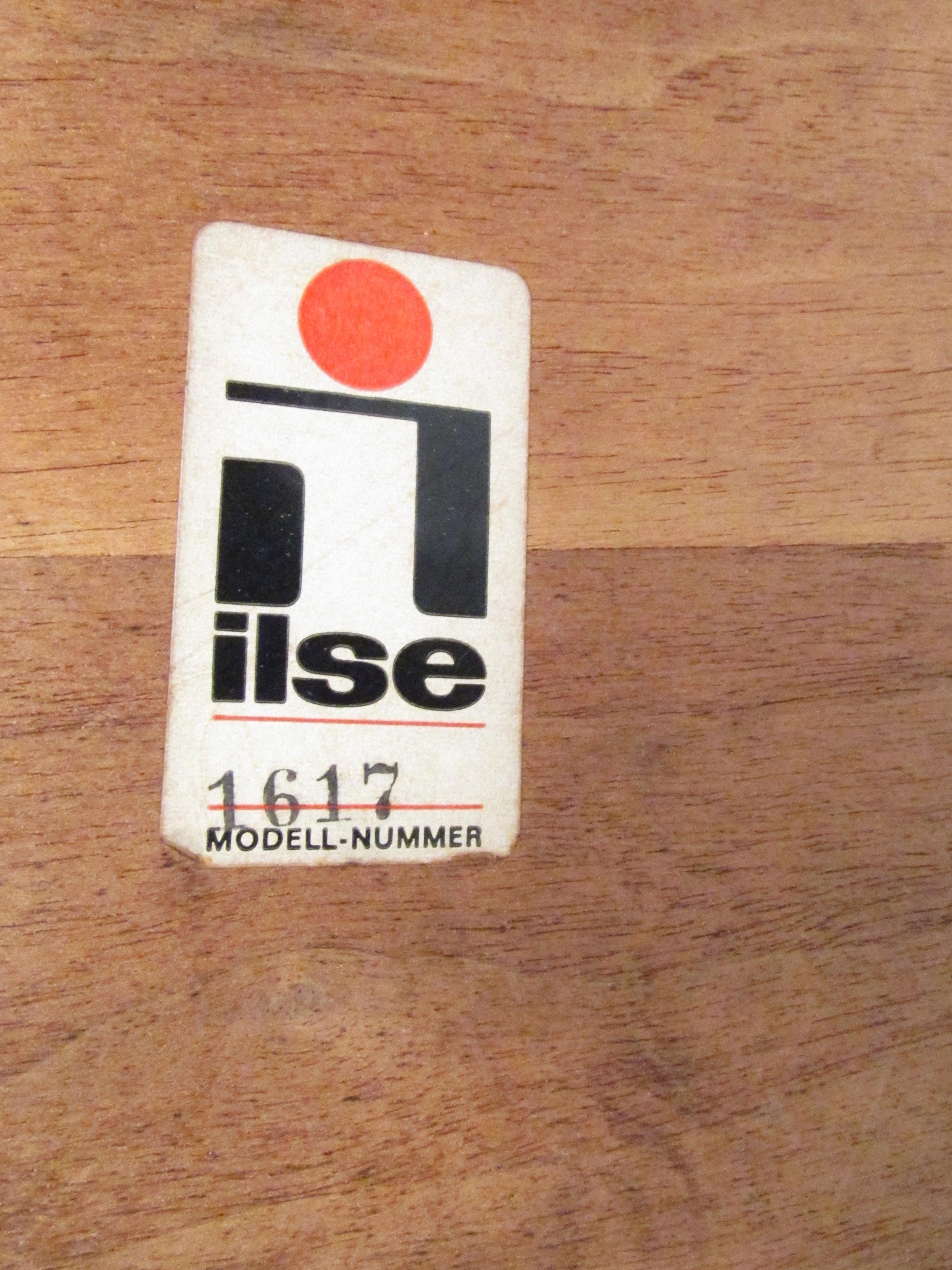 Table basse réglable unique du milieu du siècle dernier d'Ilse Mobler 5