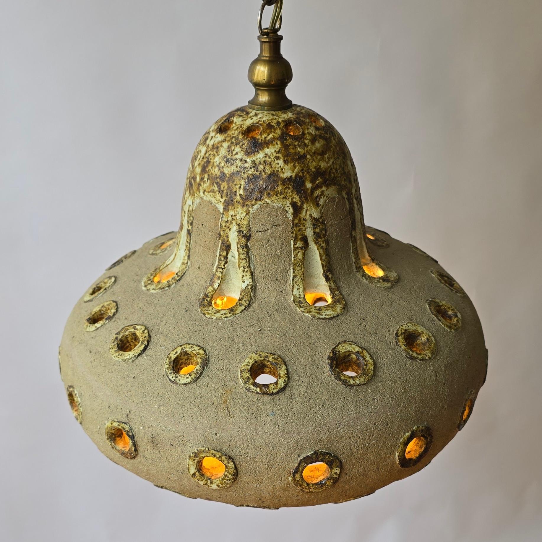 Mid-Century moderno Lampada a sospensione in ceramica di metà secolo, unica nel suo genere in vendita