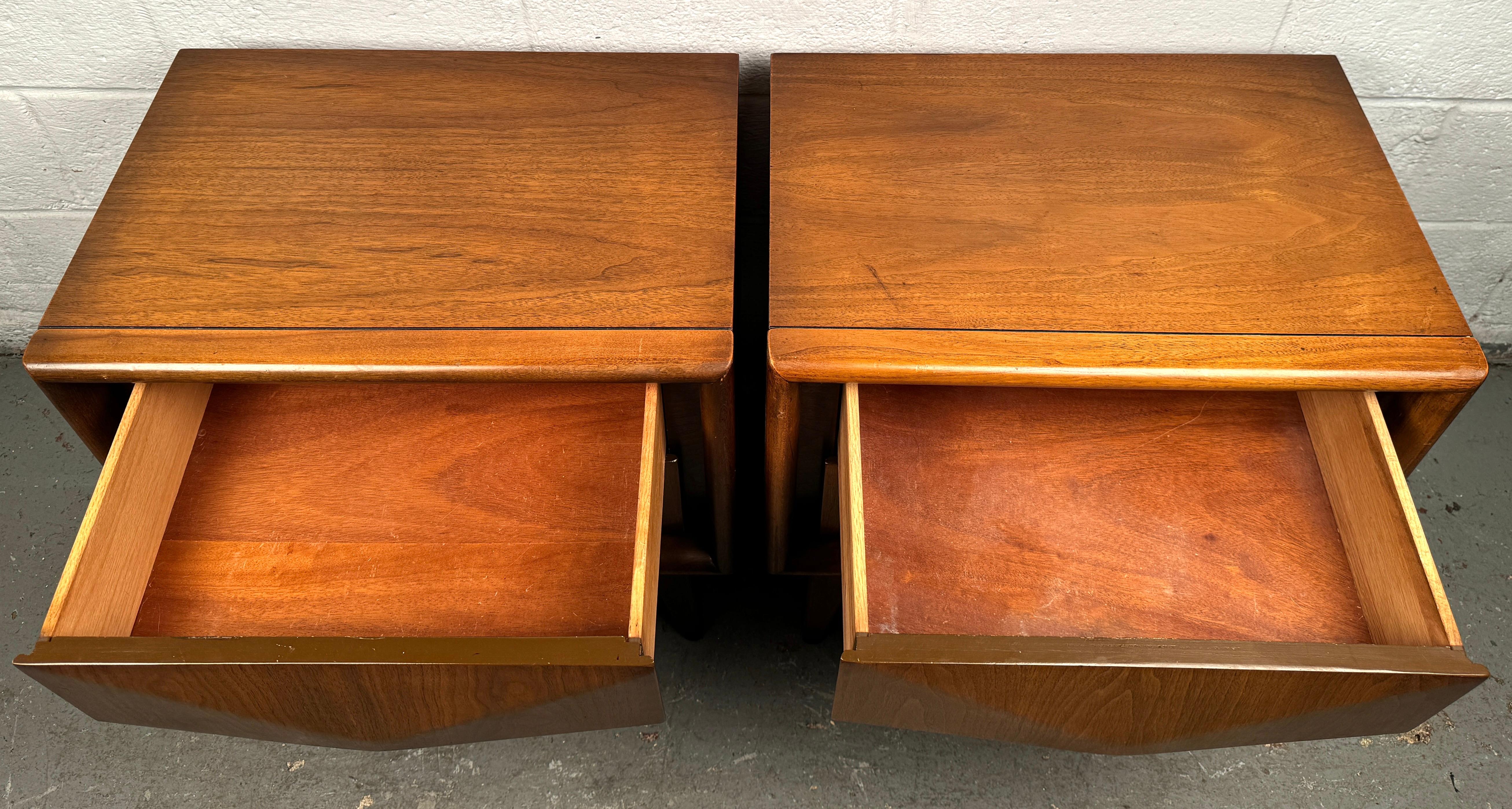 Unique Mid-Century Diamond Front Nightstands For Sale 4